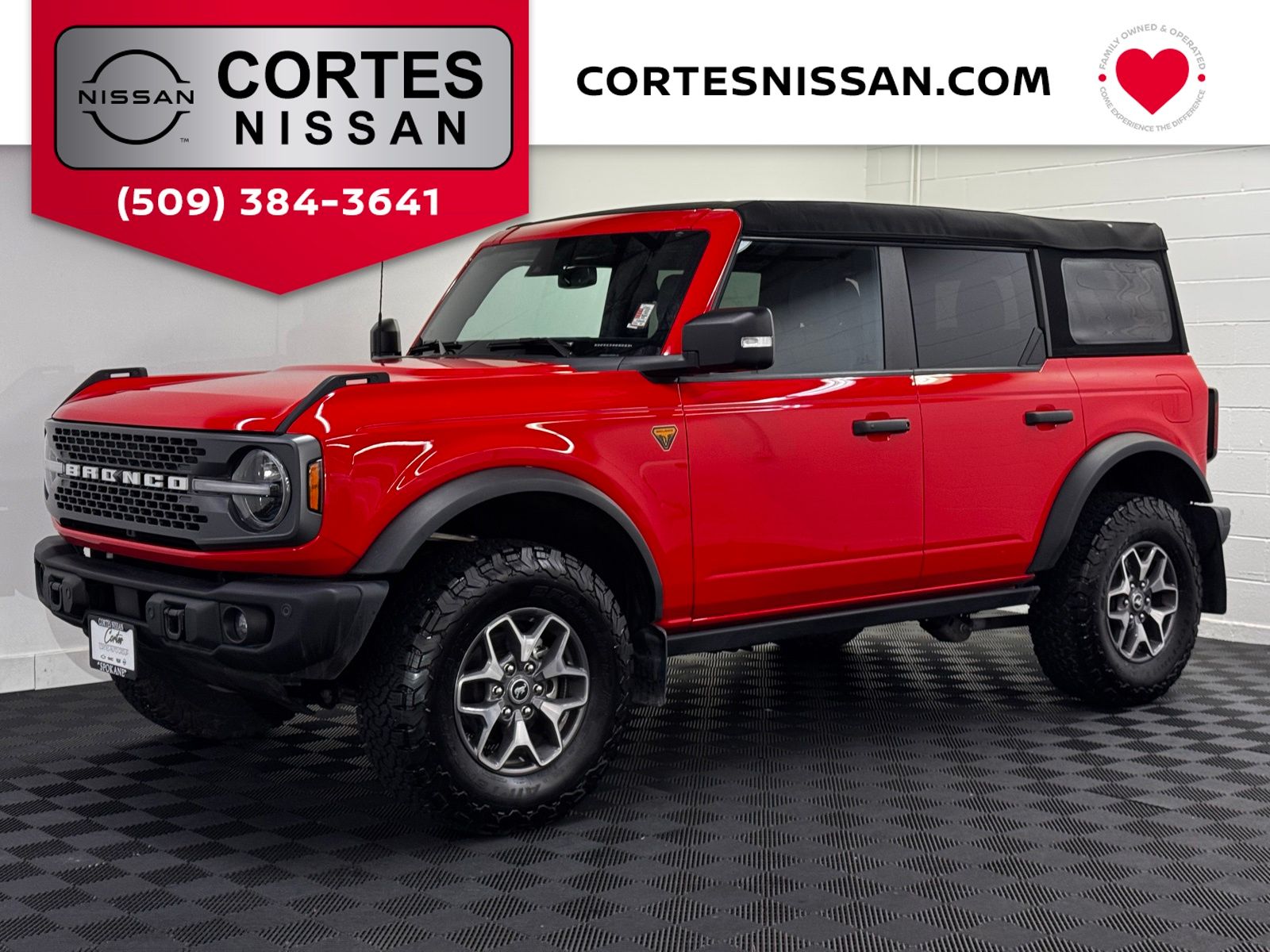 Race Red 2023 Ford Bronco SUV / Crossover Four-Wheel Drive Automatic
