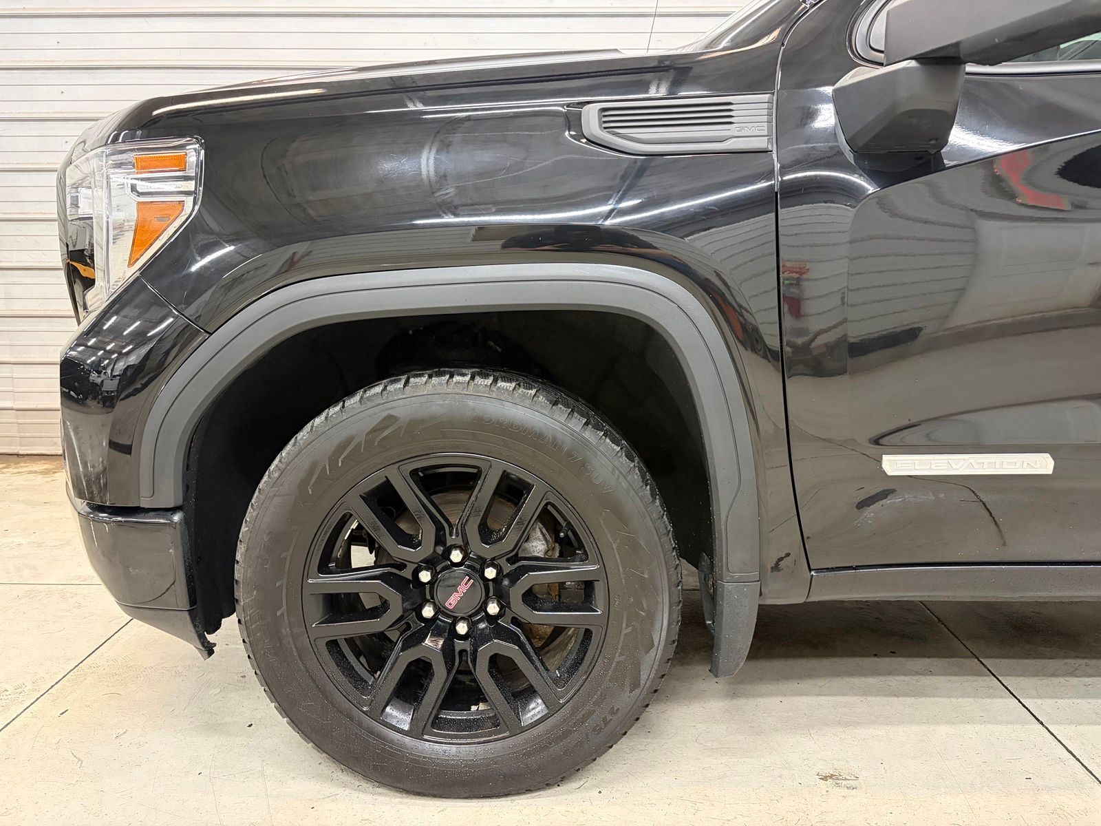 2022 GMC Sierra 1500 Limited Elevation Standard - Image 4