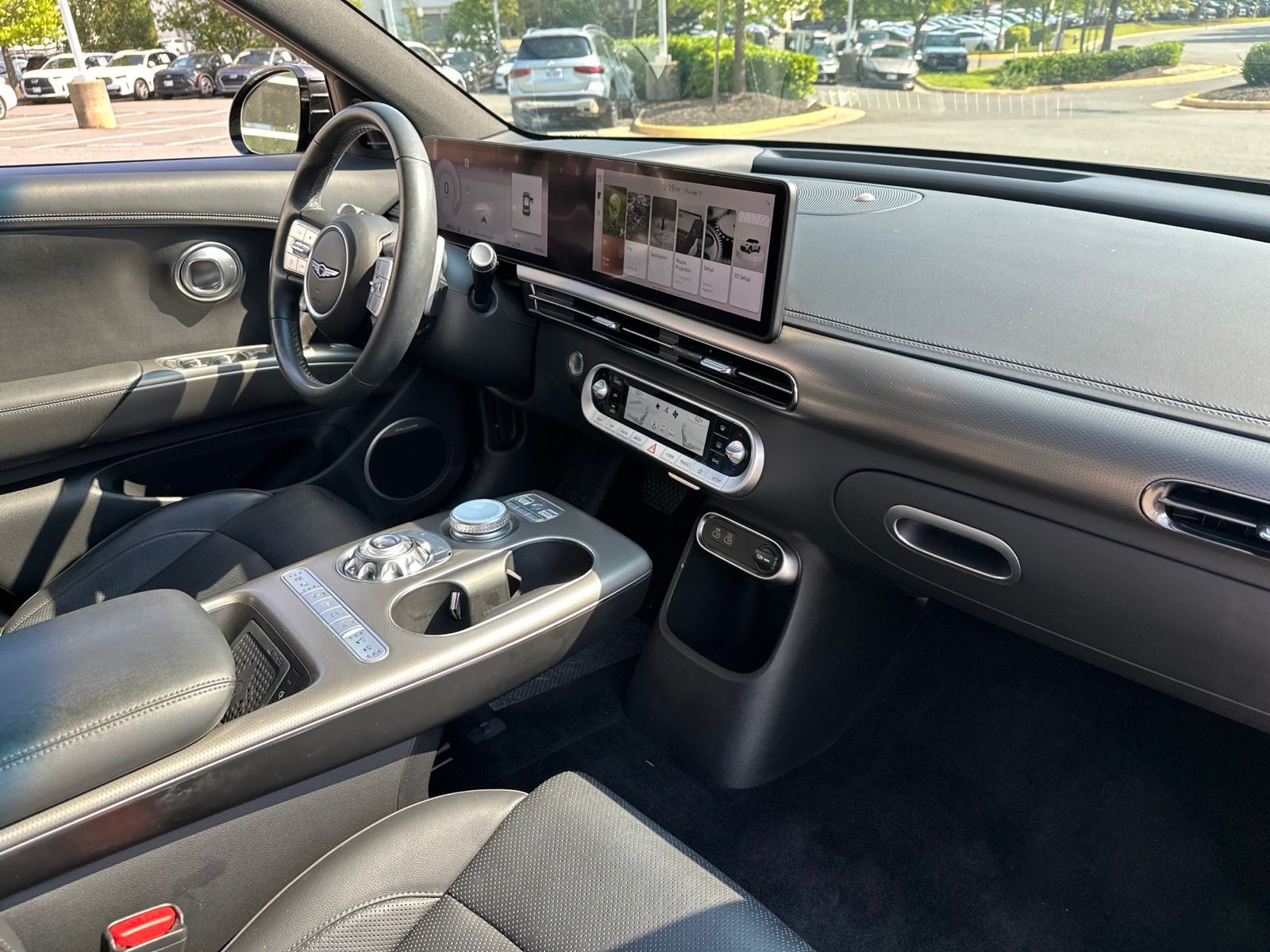 Used 2023 White Genesis Advanced image 27