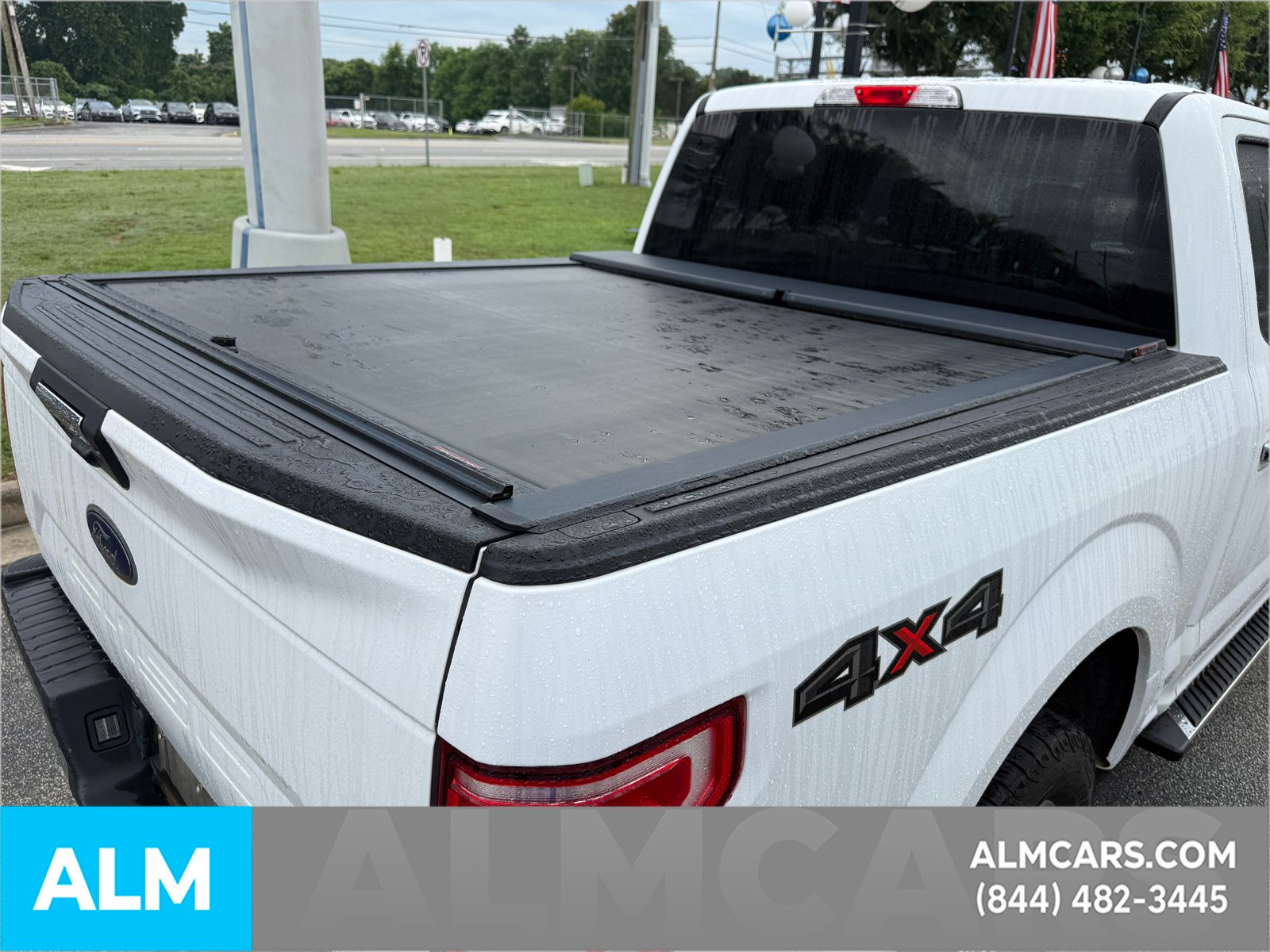 Used 2018 Oxford White Ford XLT image 9