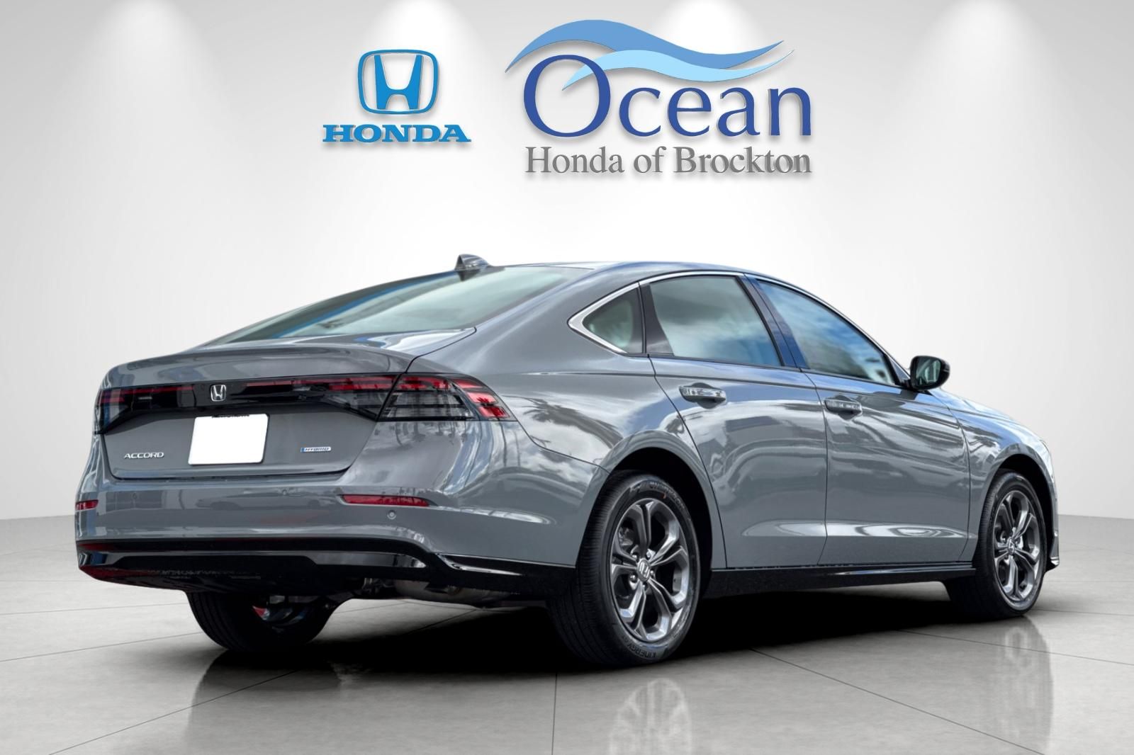 New 2026 Gray Honda EX-L image 5