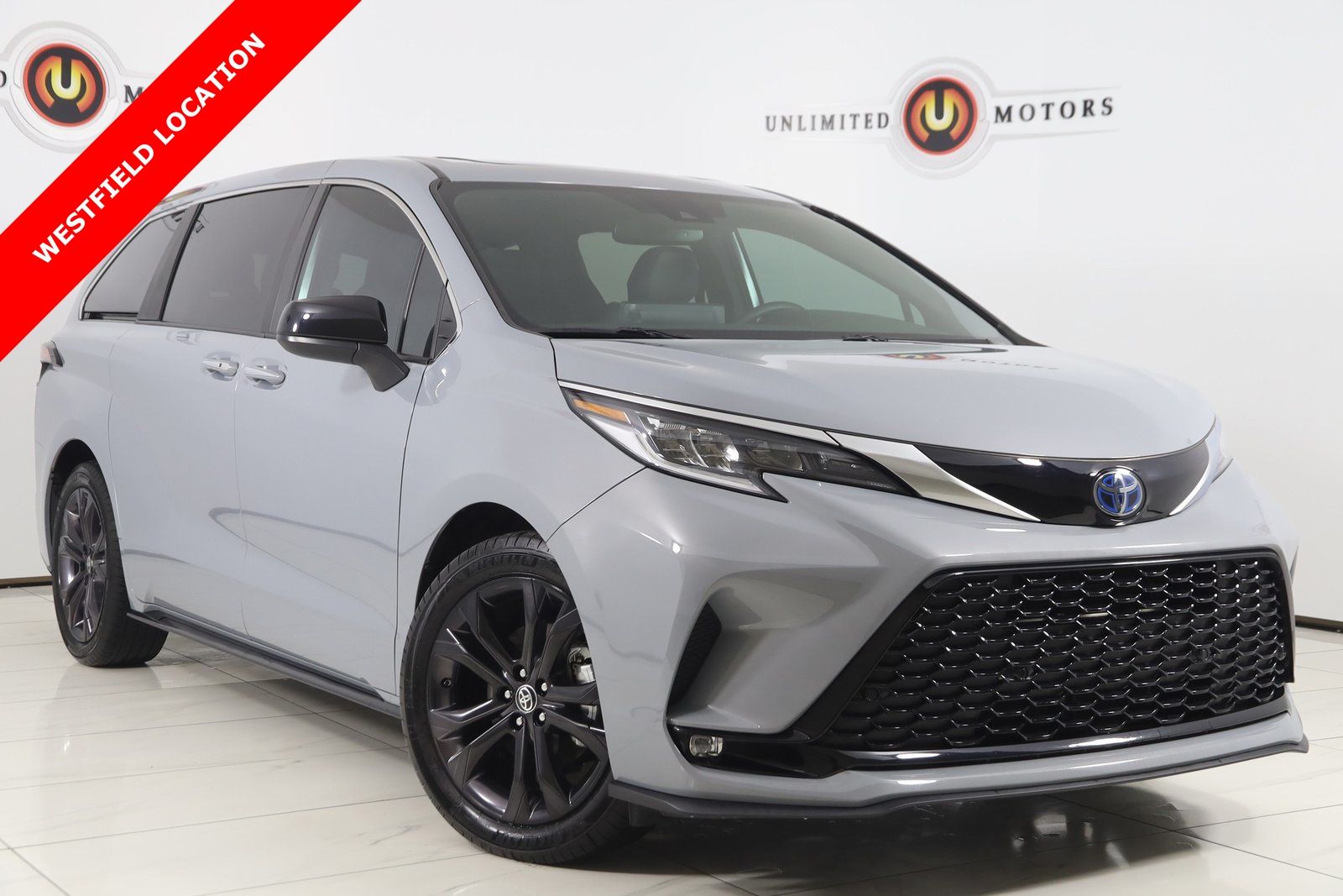 2024 Toyota Sienna XSE 7-Passenger FWD