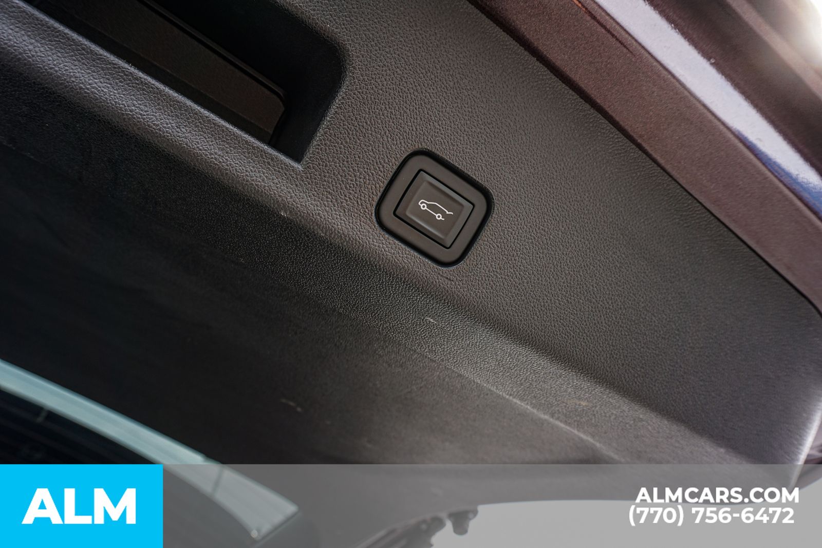 Used 2025 Silver Chevrolet RS image 31