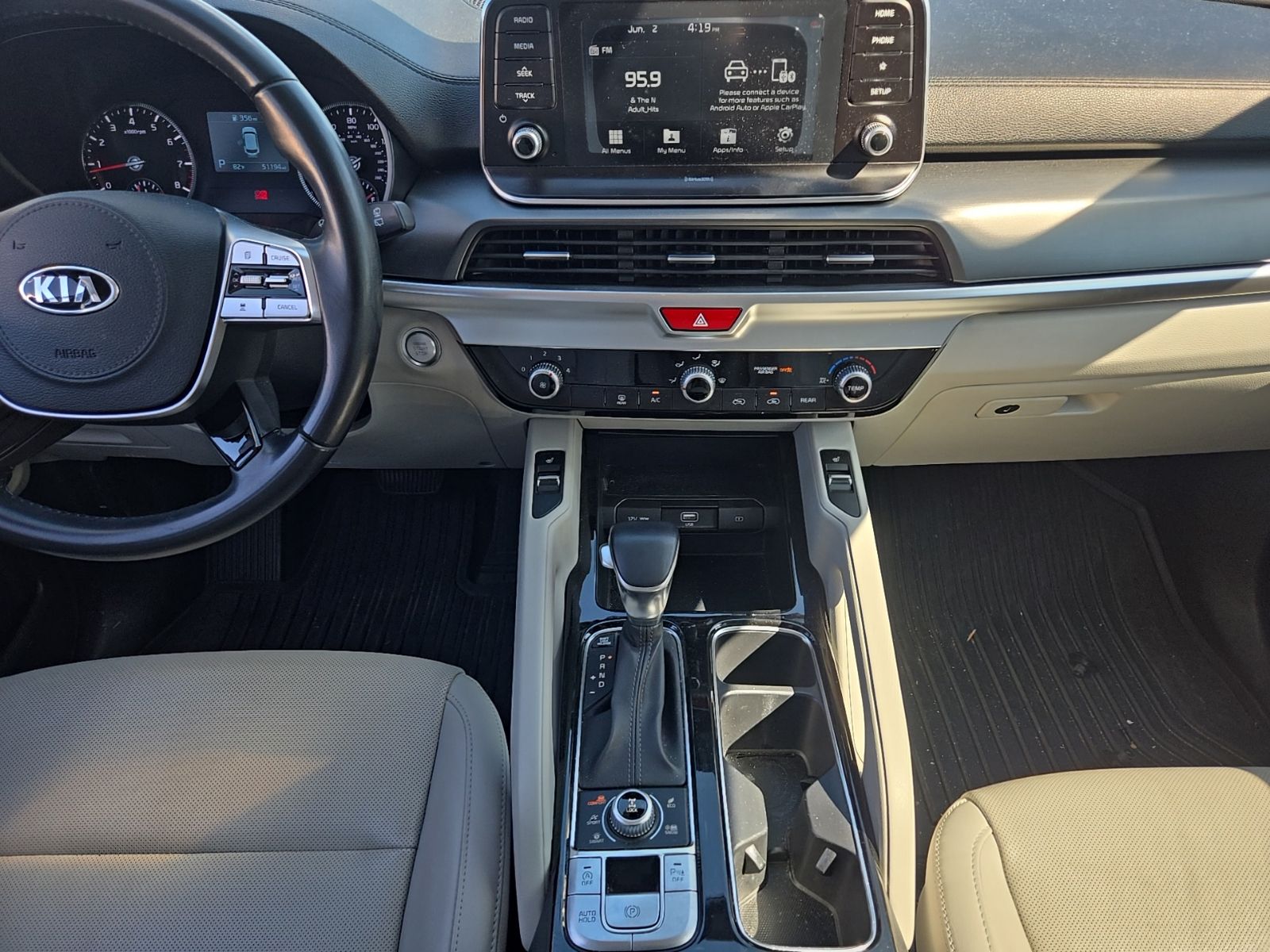 Used 2020 Gray Kia S image 21
