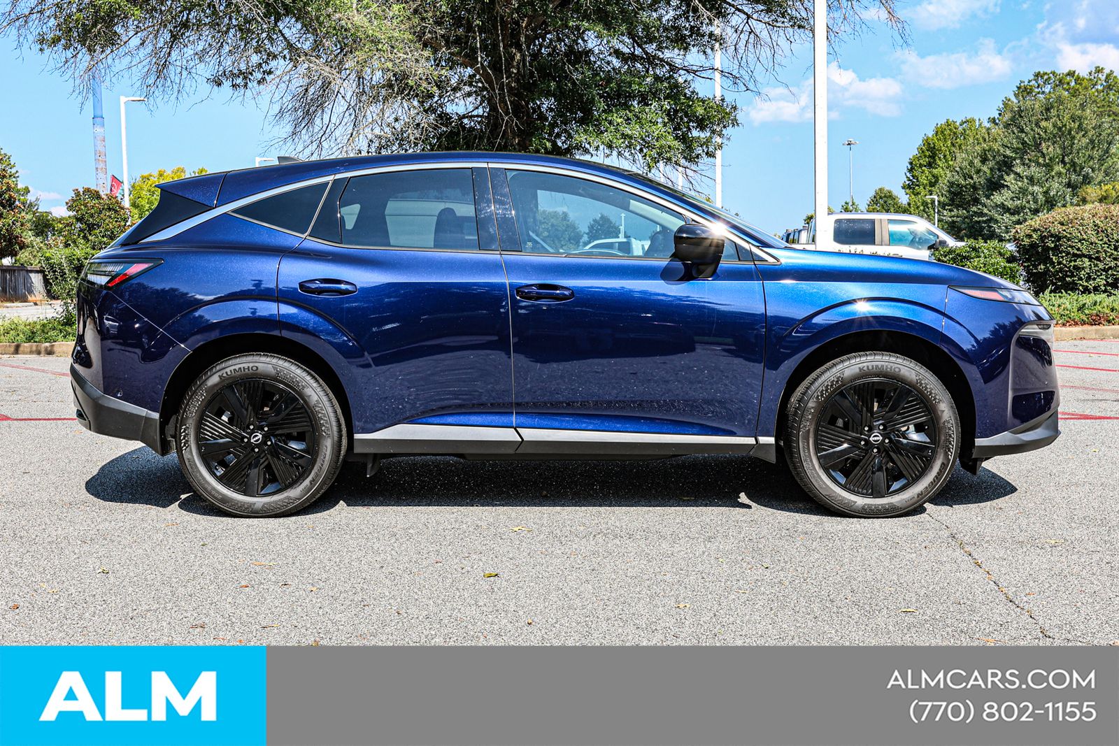 Used 2025 Blue Nissan SV image 10