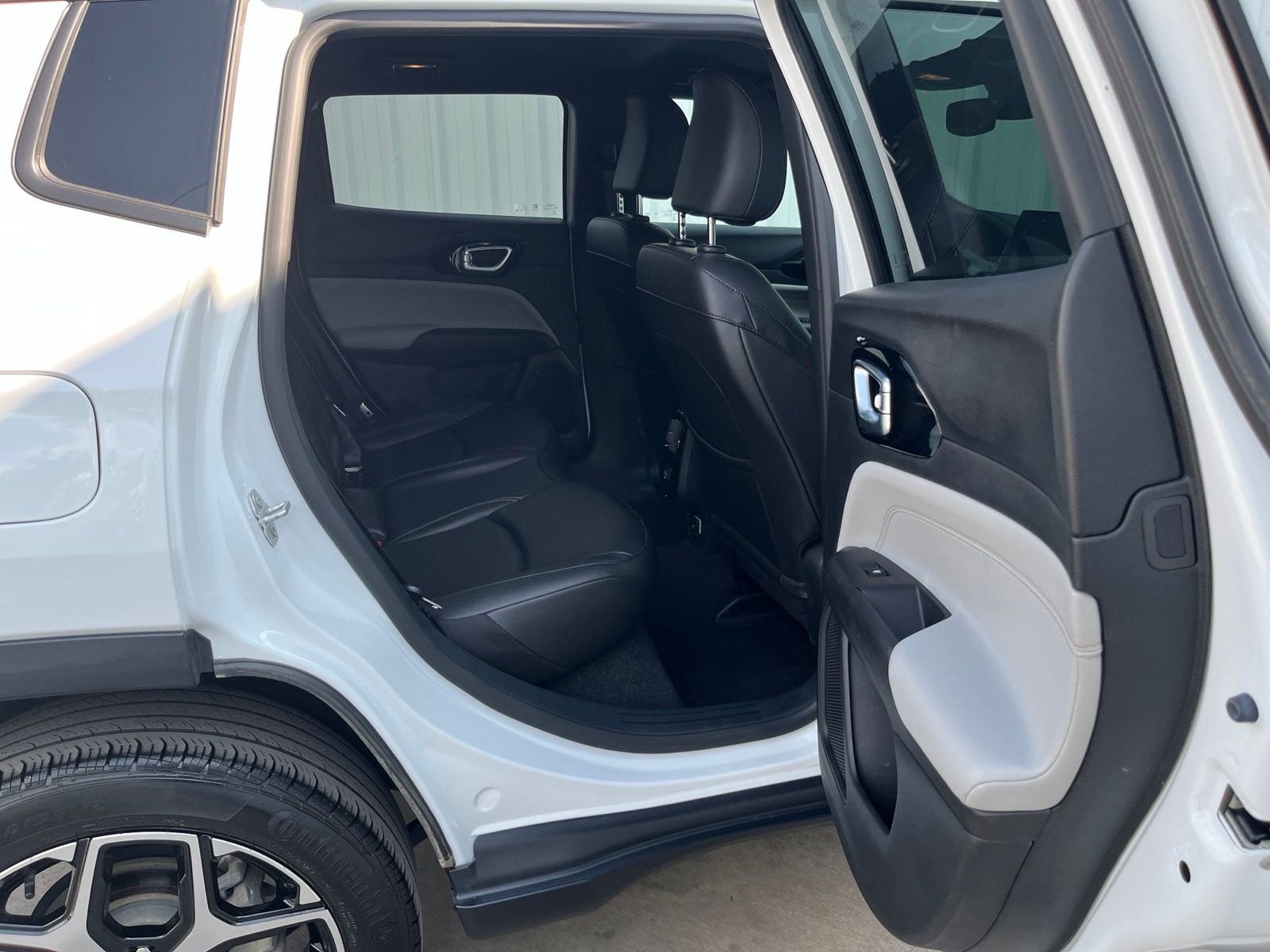 Used Car 2025 Jeep Compass  Limited For Sale Under $25,000 In Austin, Texas