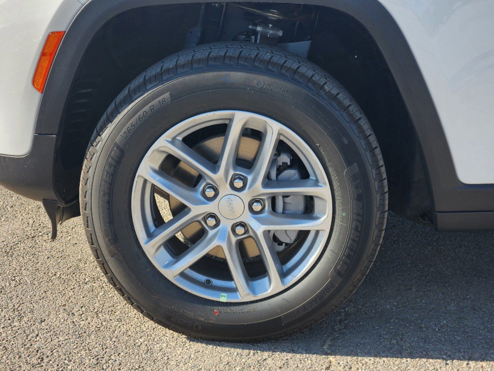 2025 Jeep Grand Cherokee Laredo 9