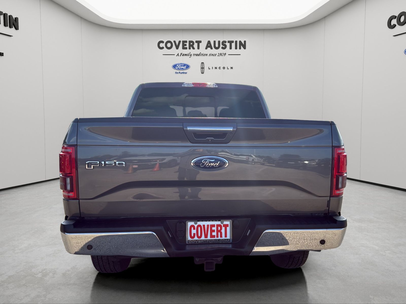 Used 2017 Gray Ford Lariat image 4