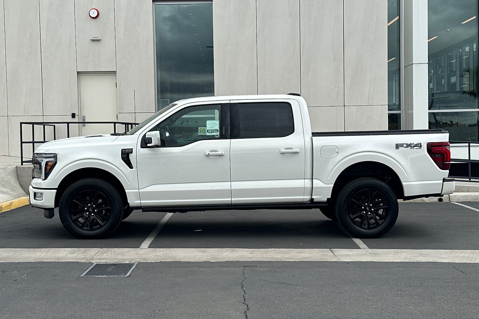 View vehicle photo 6