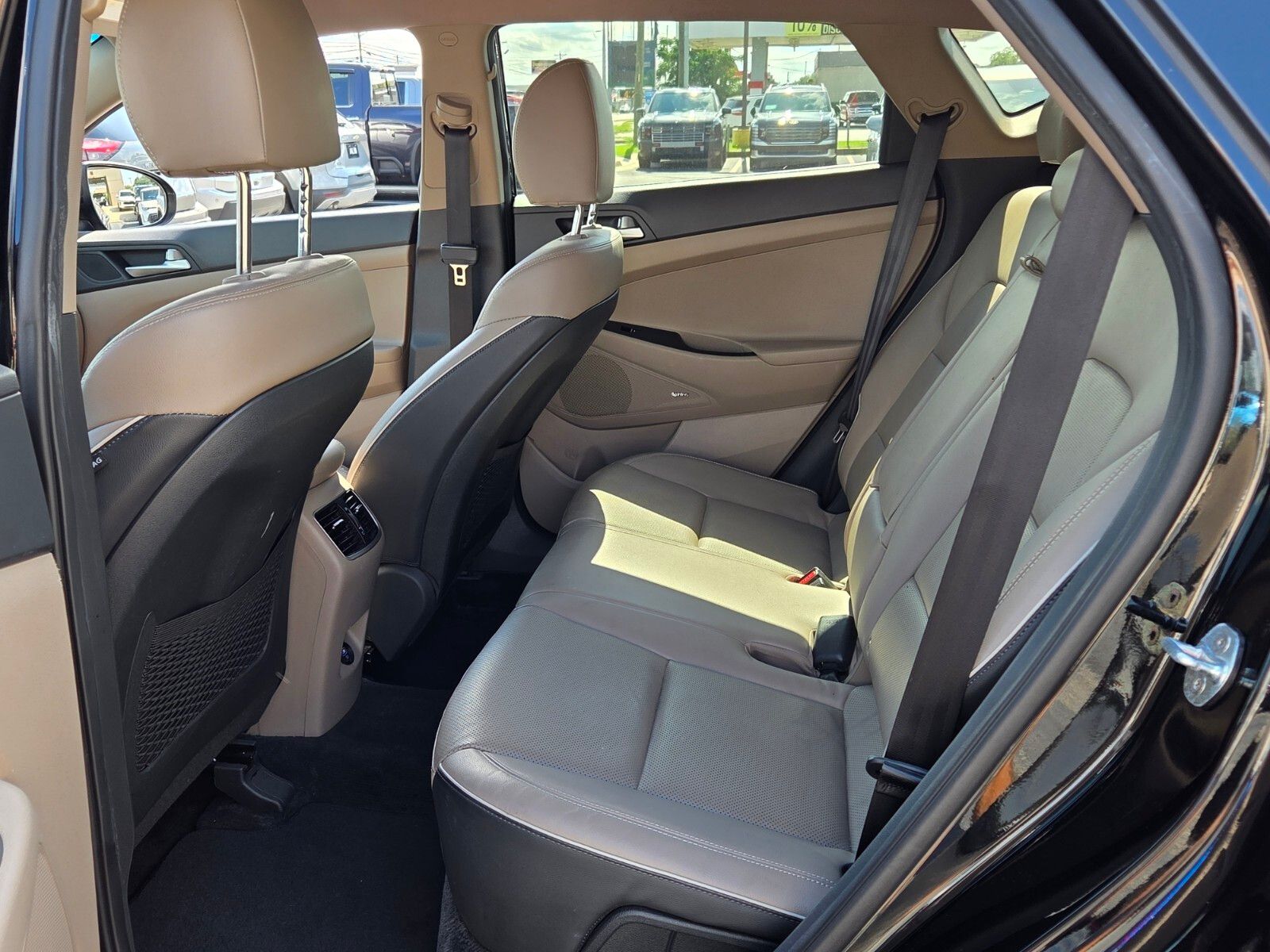 Used 2020 Black Noir Pearl Hyundai Limited image 6