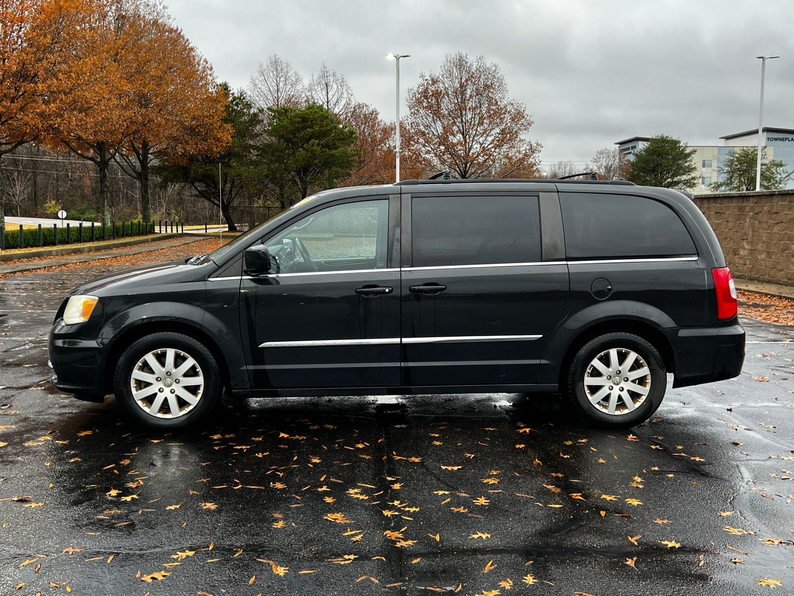 2014 Chrysler Town & Country Touring 8