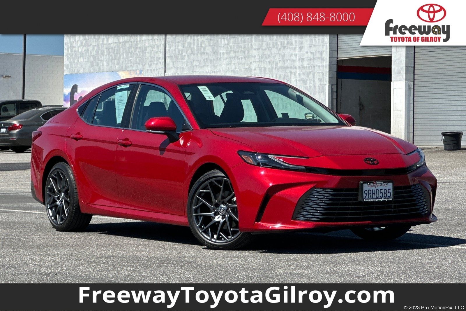 2025 Toyota Camry XLE FWD