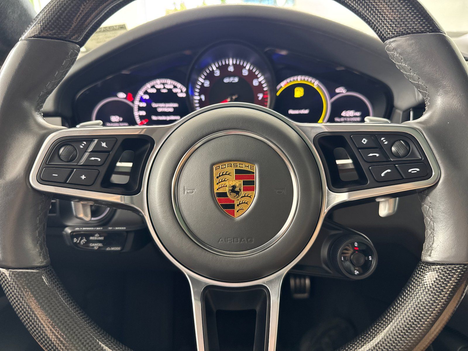 2021 Porsche Cayenne Coupe GTS — full photo 24 of 30