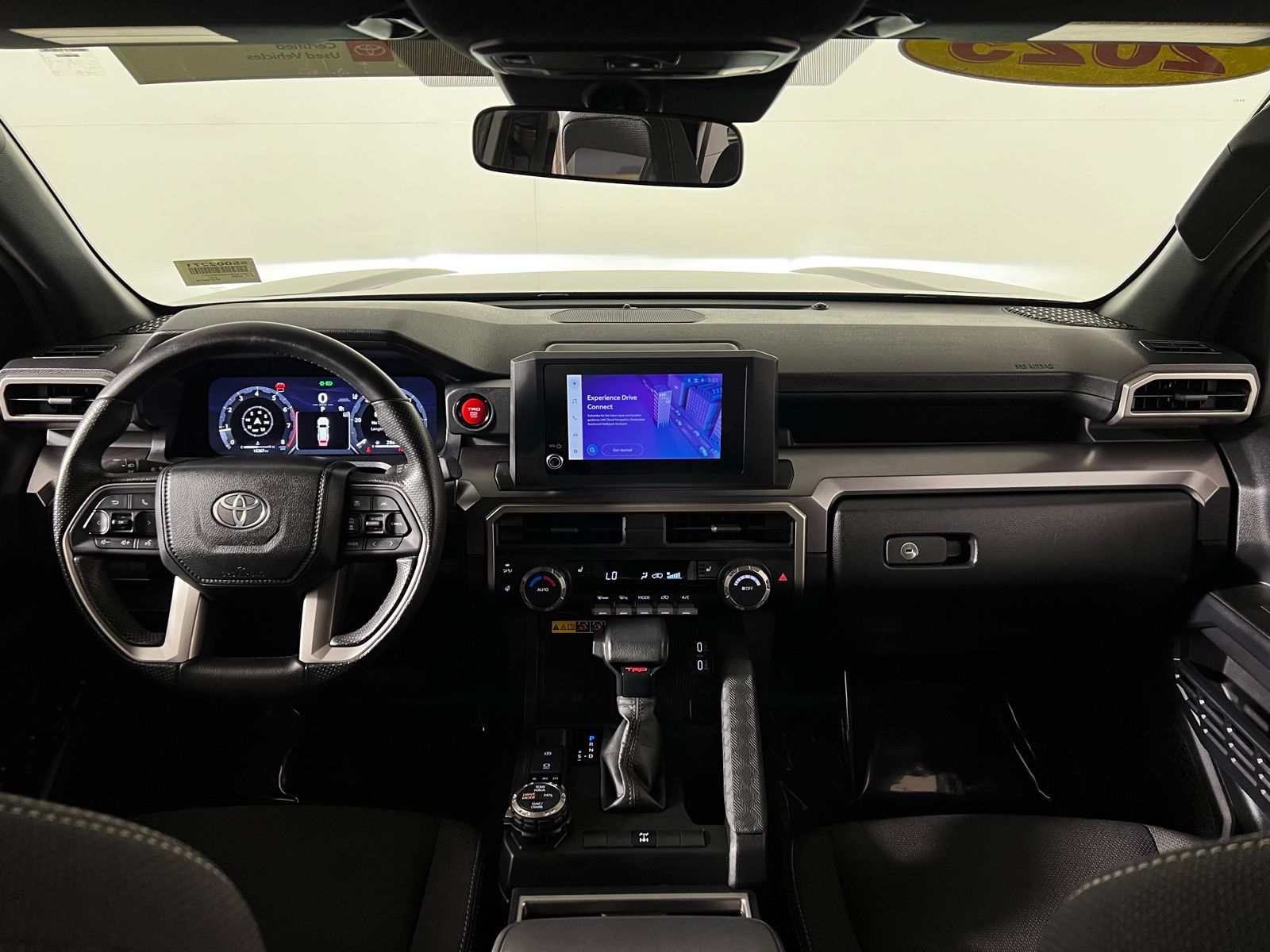 Thumbnail: 2025 Toyota 4Runner - 25