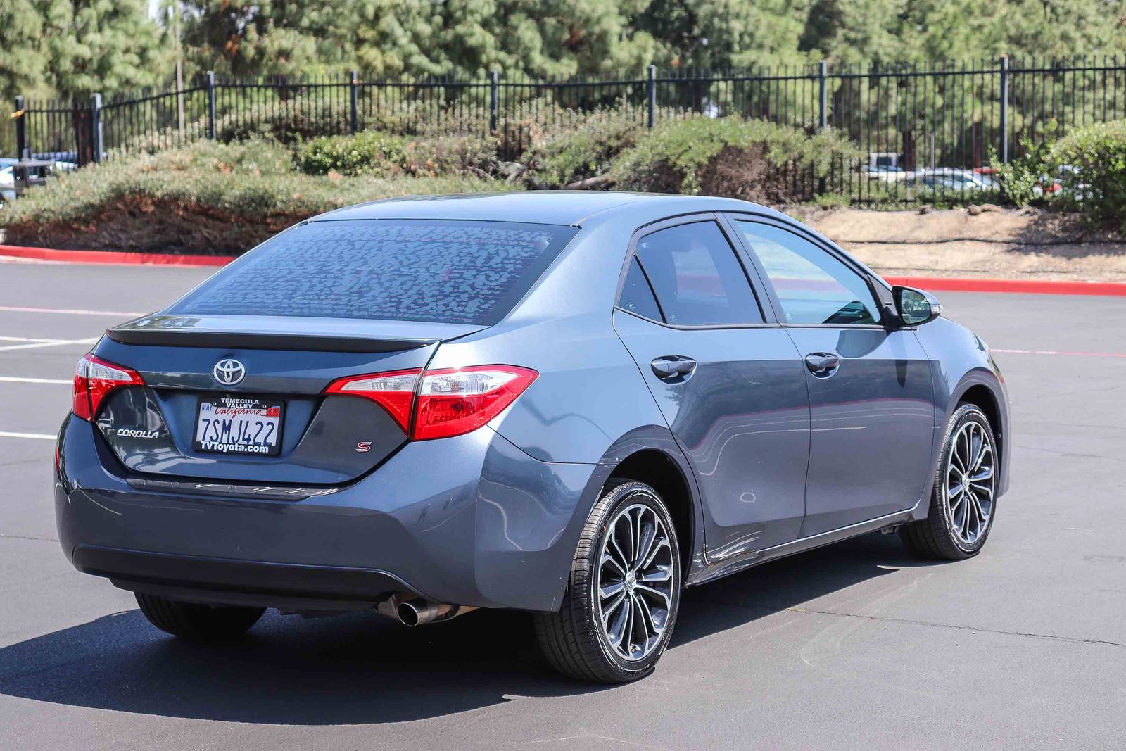 View vehicle photo 7