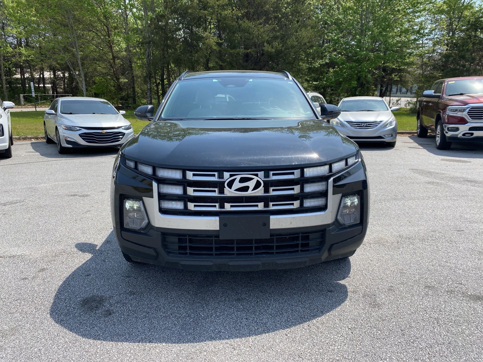 Phantom Black 2025 Hyundai Santa Cruz SEL Crew Cab FWD Pickup Truck Front-Wheel Drive 8-Speed Automatic