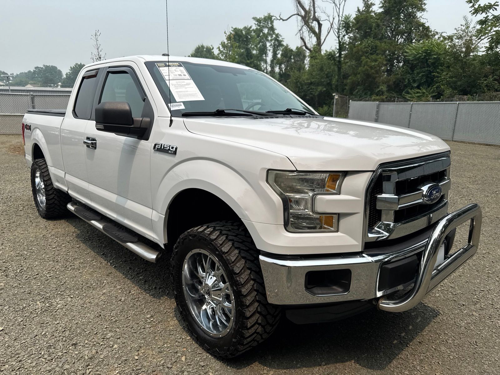 Used 2015 Oxford White Ford XLT image 20