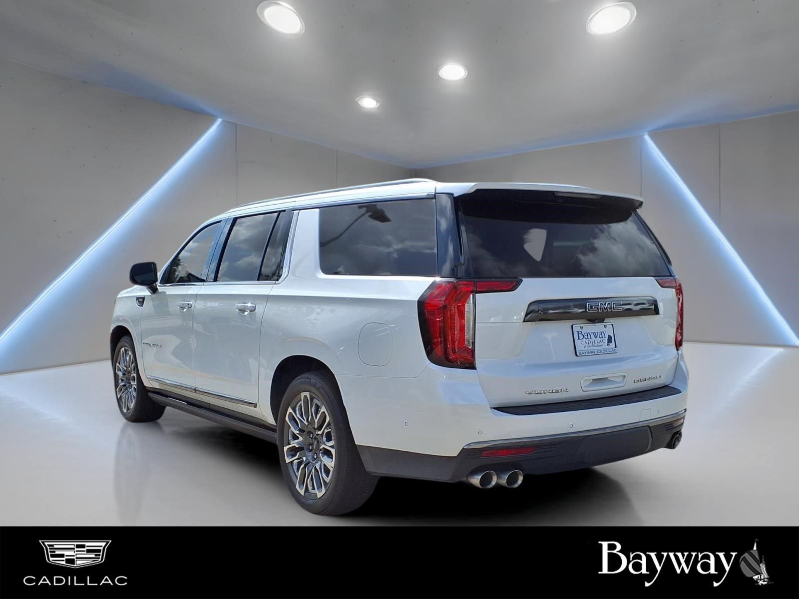 2024 GMC Yukon XL Denali Ultimate White at River Oaks CDJR
