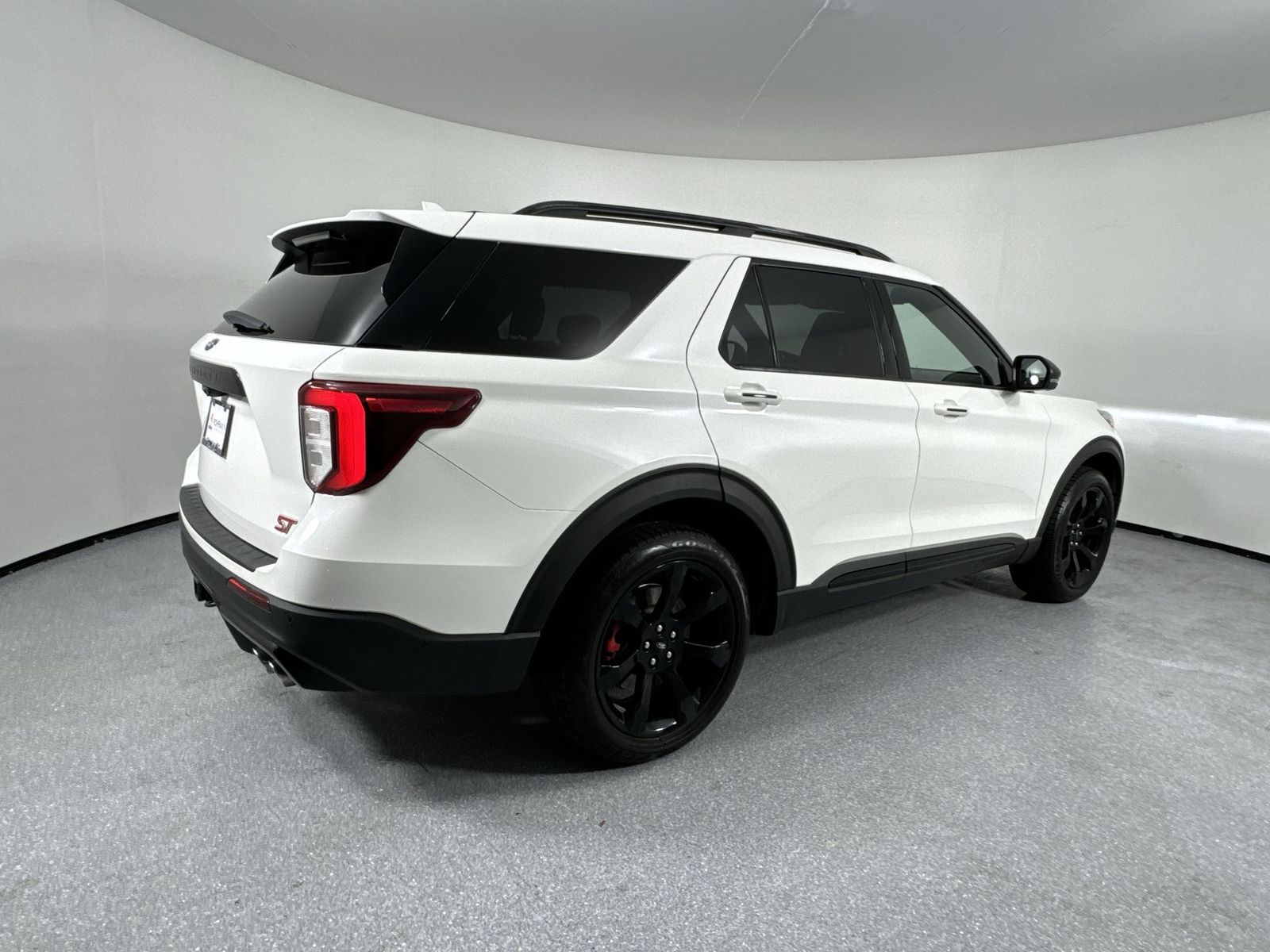 2021 Ford Explorer ST 36