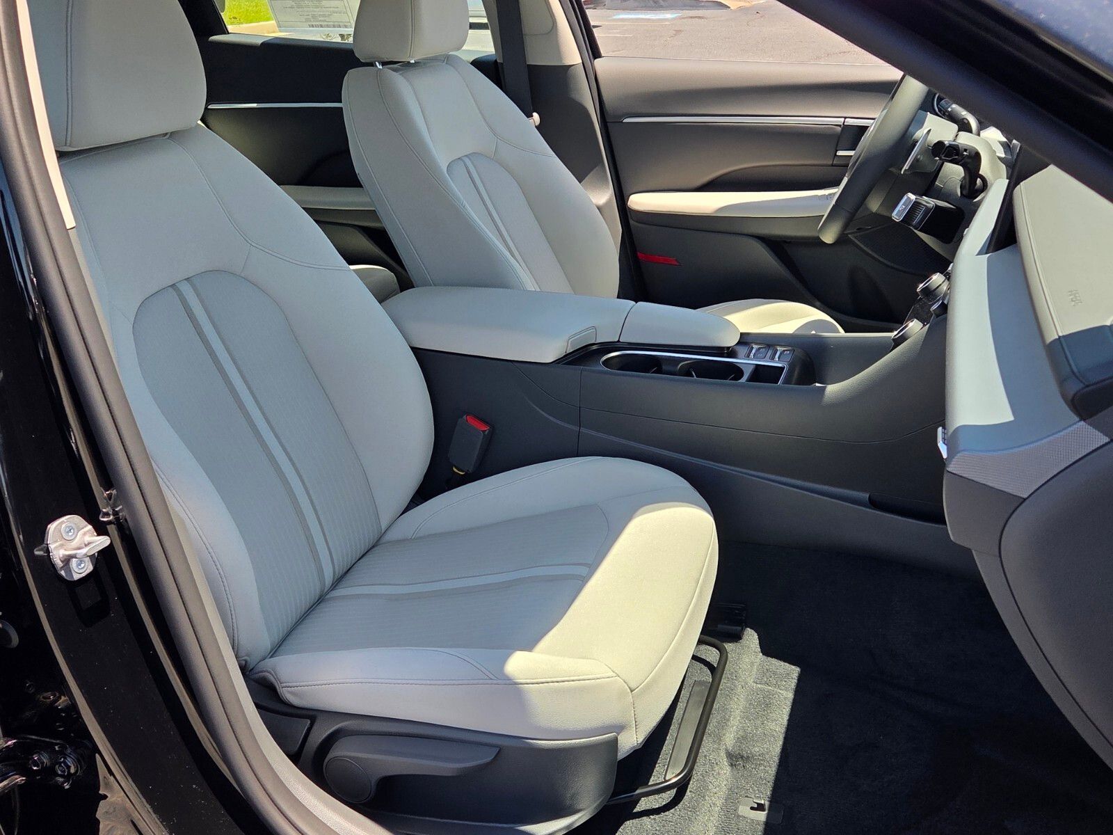 New 2026 Black Hyundai SEL Sport image 15