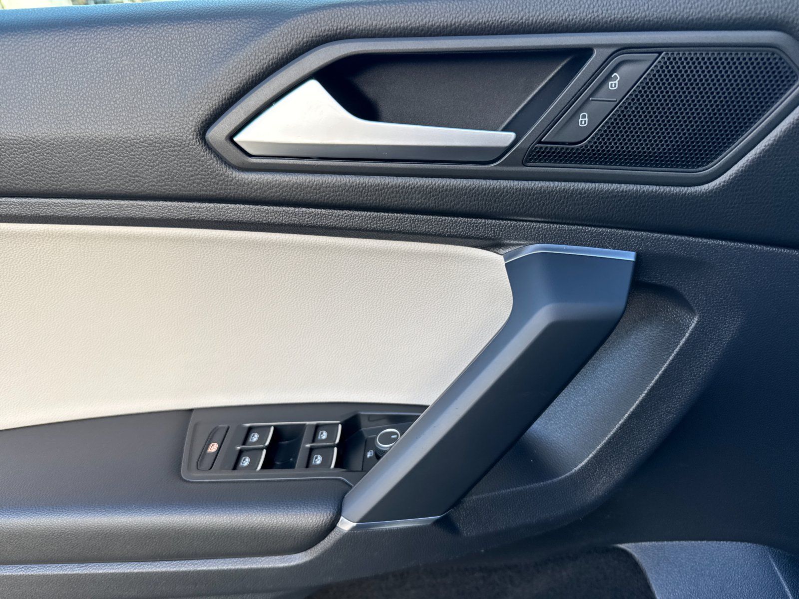 used 2020 Volkswagen Tiguan car, priced at $17,498