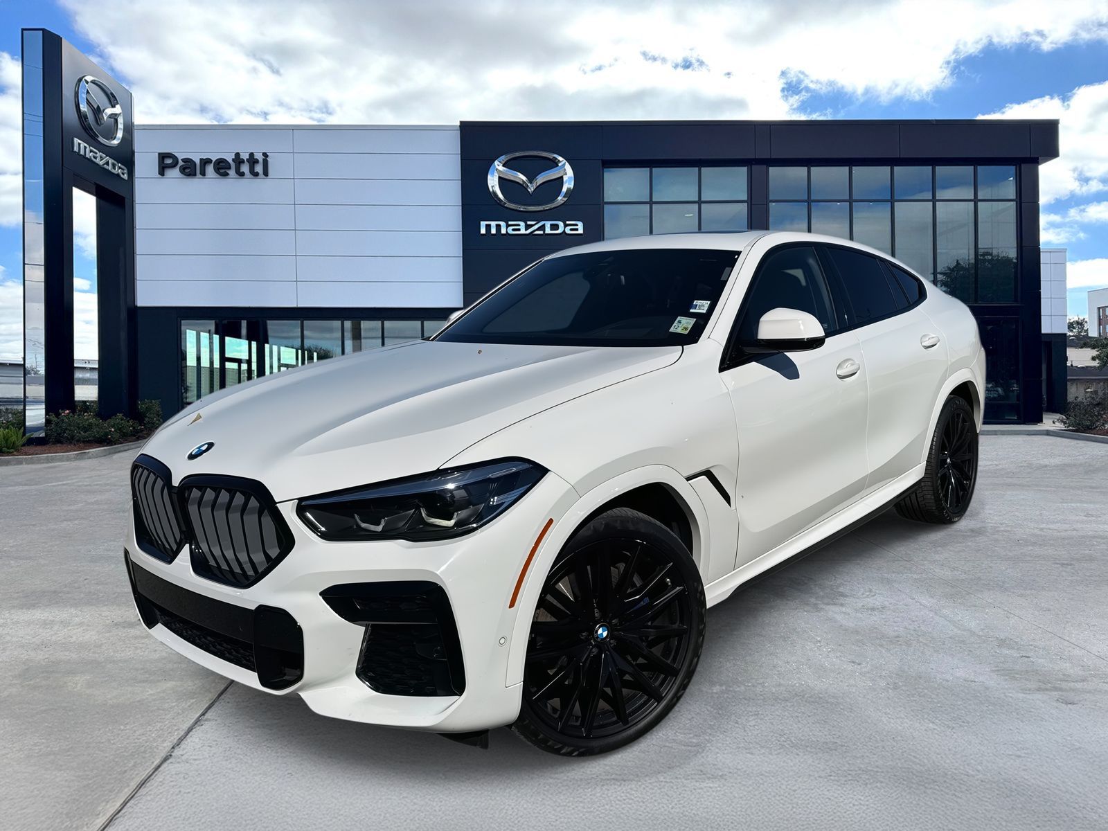 2022 BMW X6 xDrive40i AWD