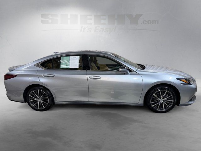 Used 2025 Silver Lexus 350 image 9