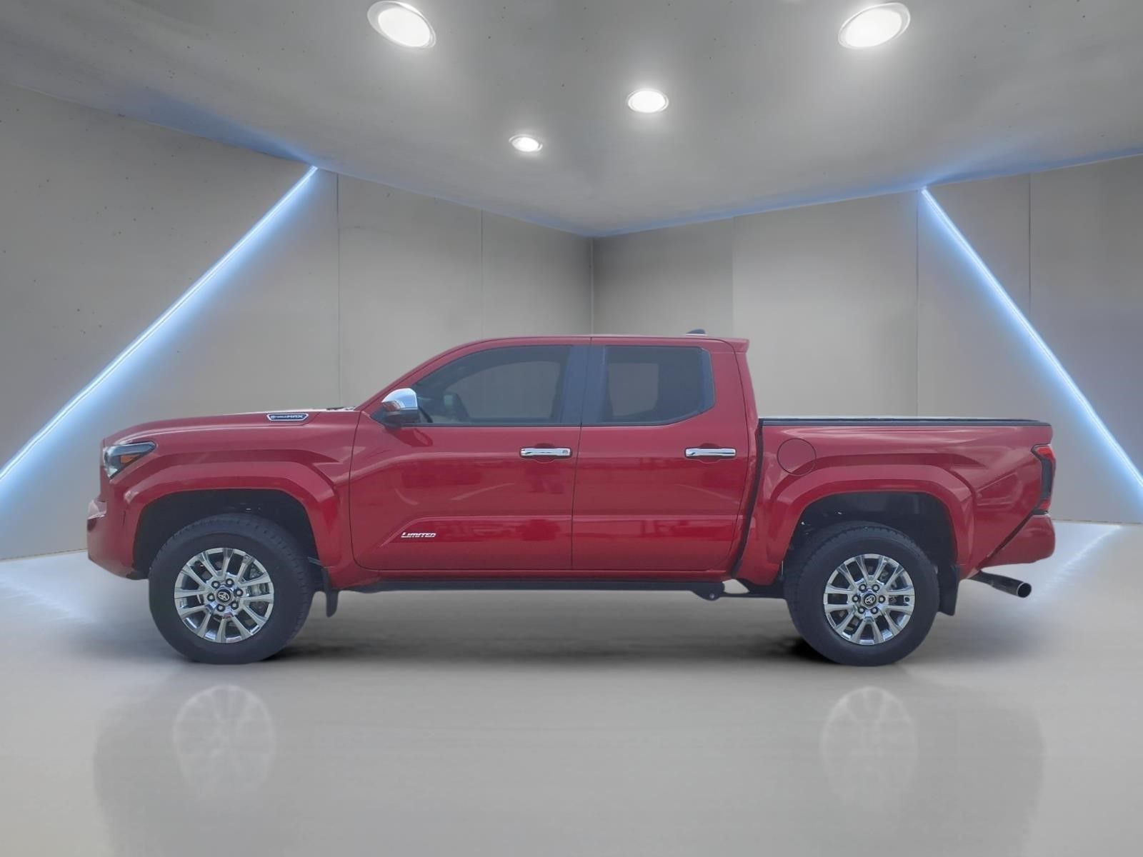 2025 Toyota Tacoma Hybrid Limited - 8