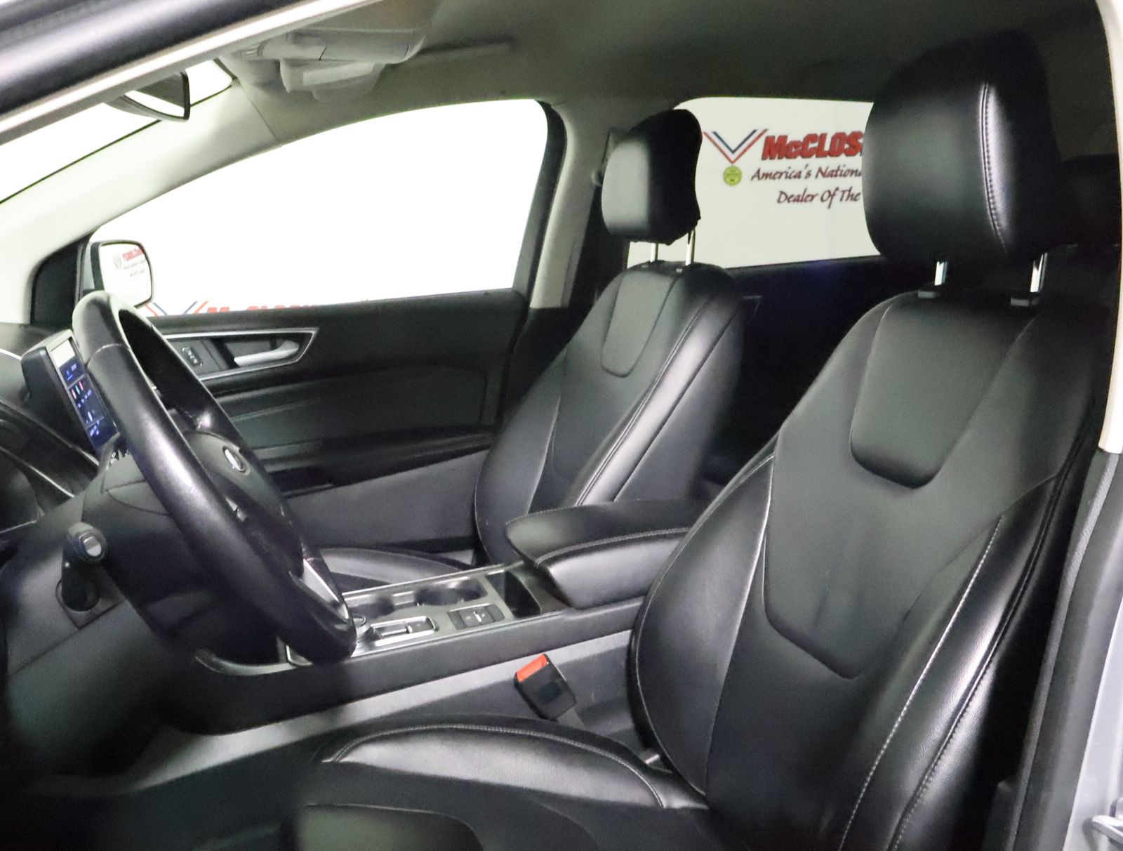 2022 Ford Edge Titanium photo