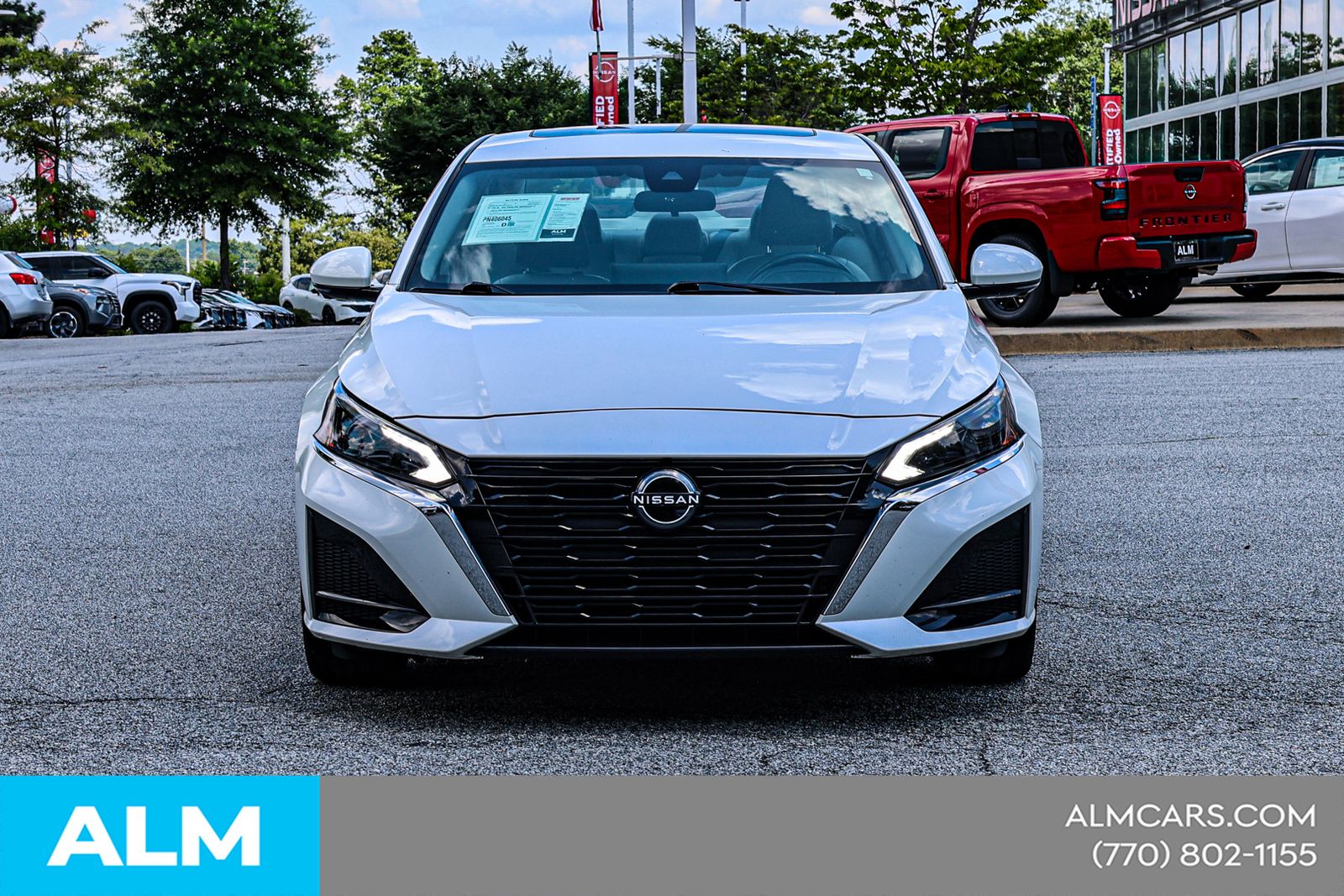 Used 2023 White Nissan 2.5 SL image 12