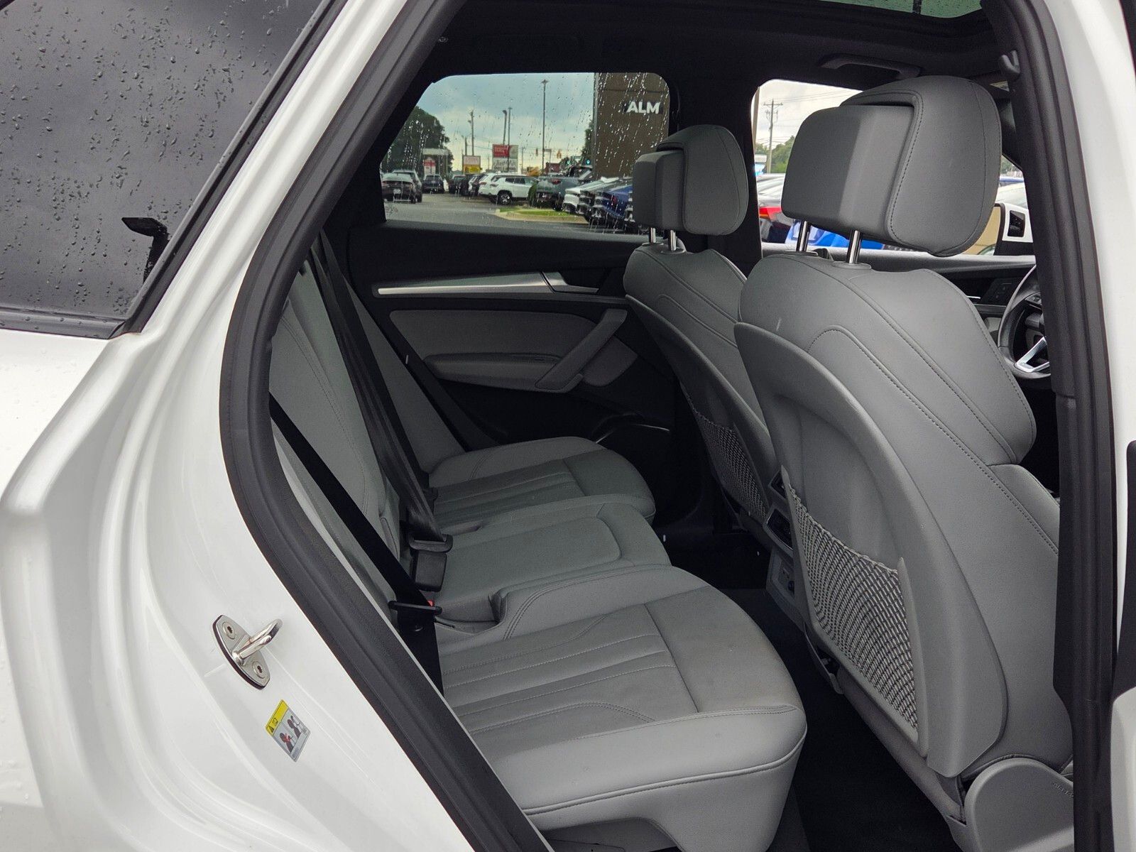 Used 2025 White Audi  image 17