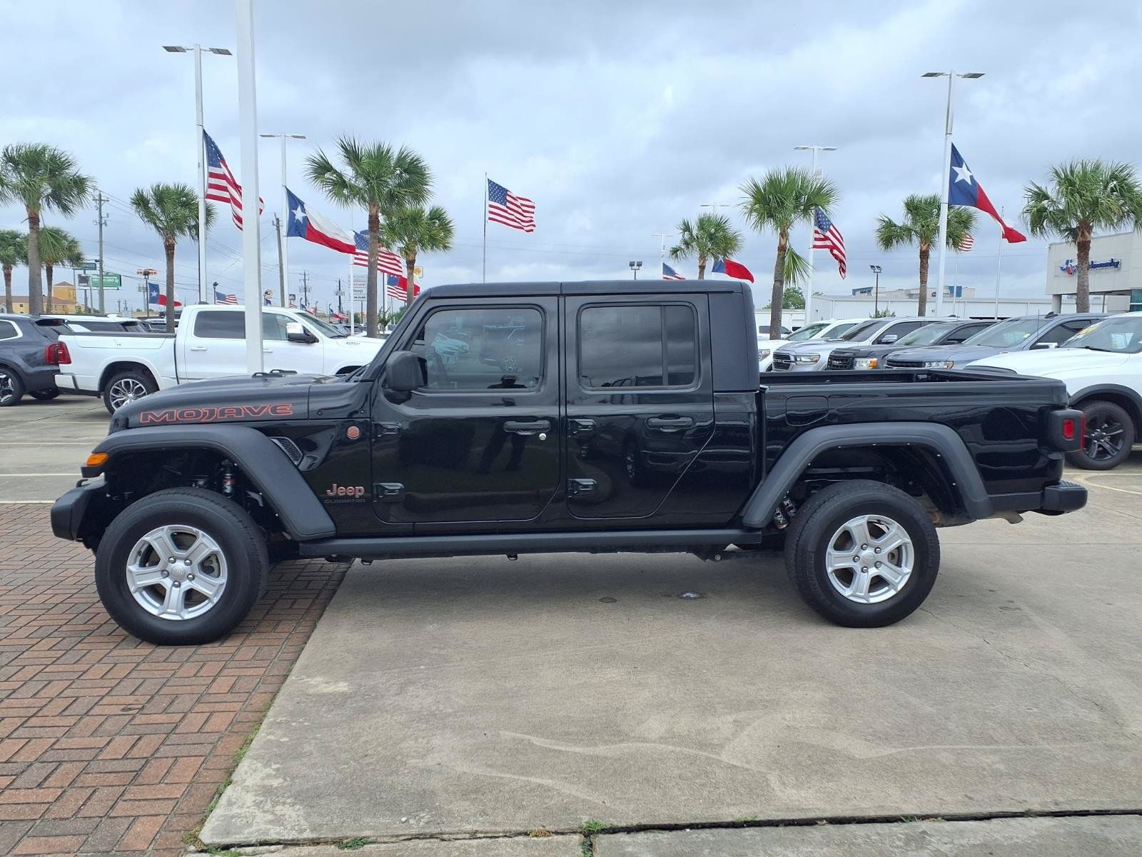 2022 Jeep Gladiator Mojave Black at DeMontrond Auto Country