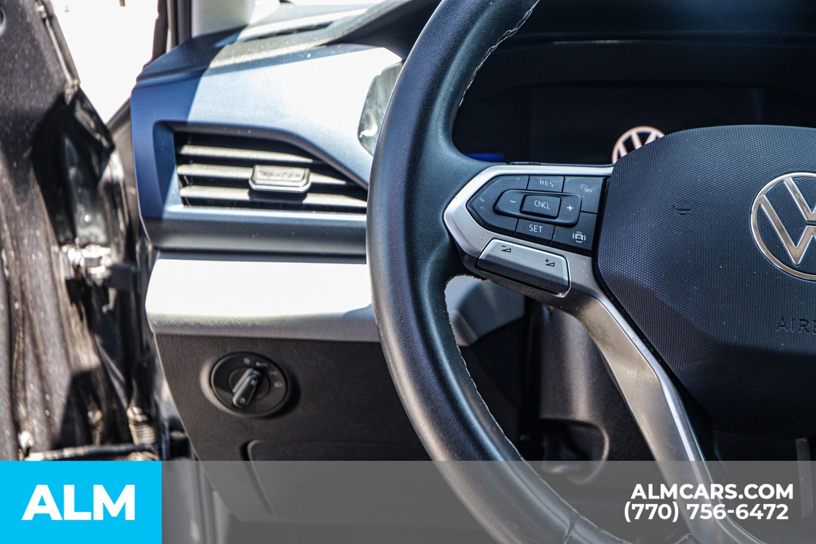 2022 Volkswagen Taos SE photo 26