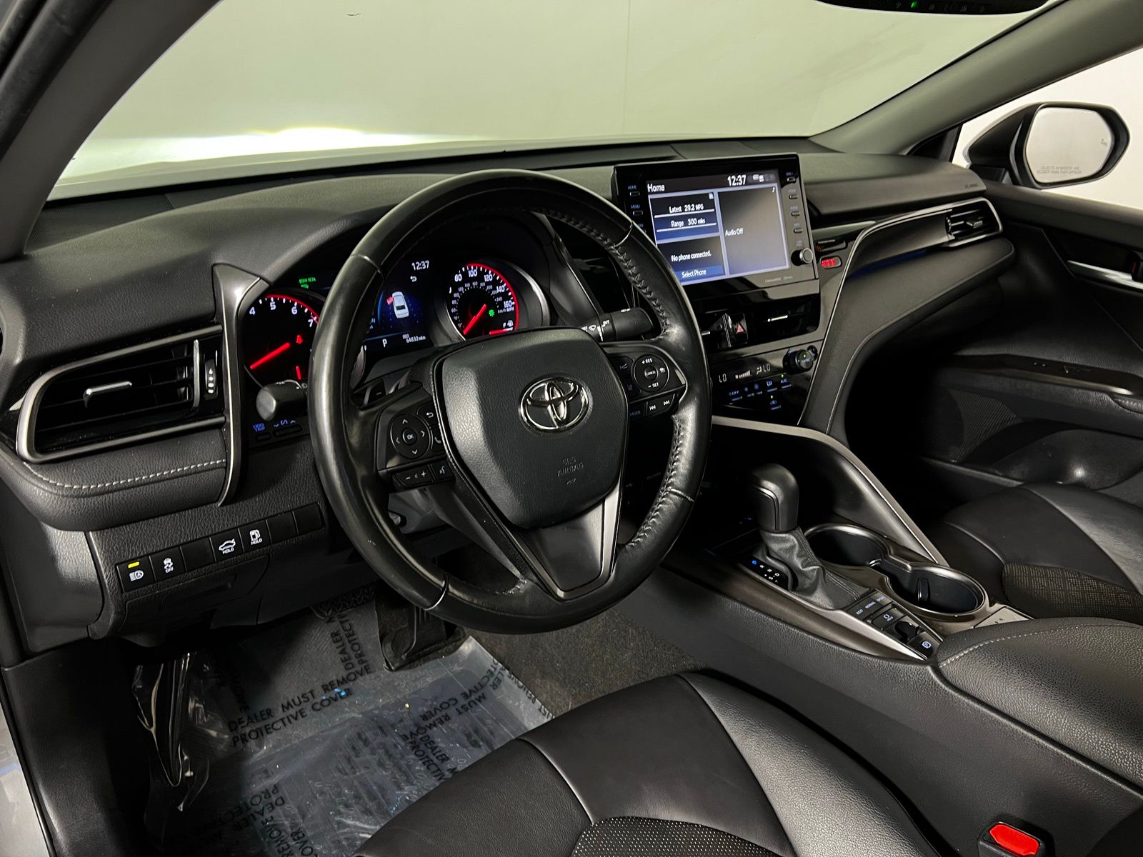 Thumbnail: 2023 Toyota Camry - 12