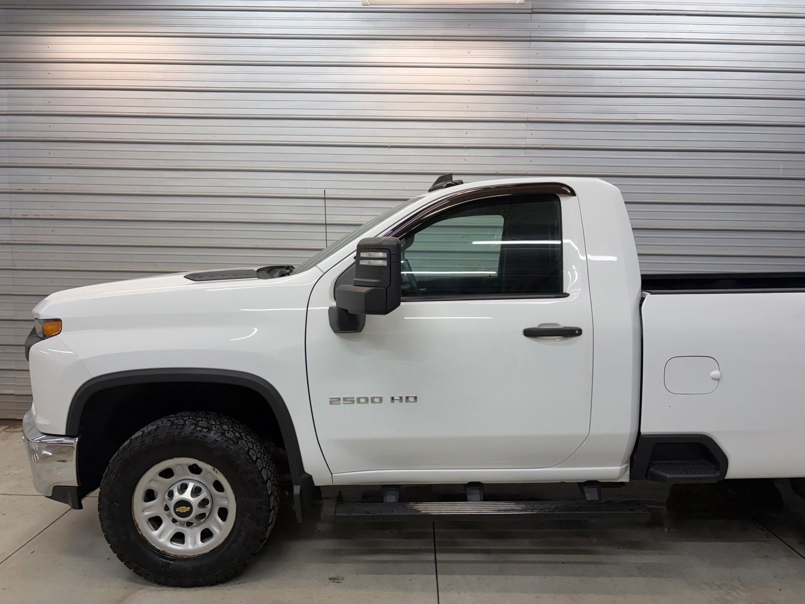 Photo 3 of 2020 Chevrolet Silverado 2500HD Work Truck