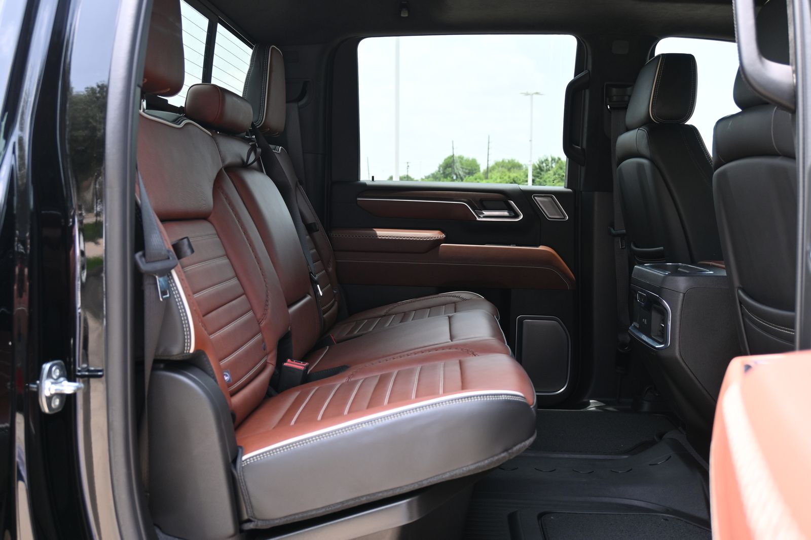 2025 GMC Sierra 2500HD Denali Ultimate Black at South Houston Nissan