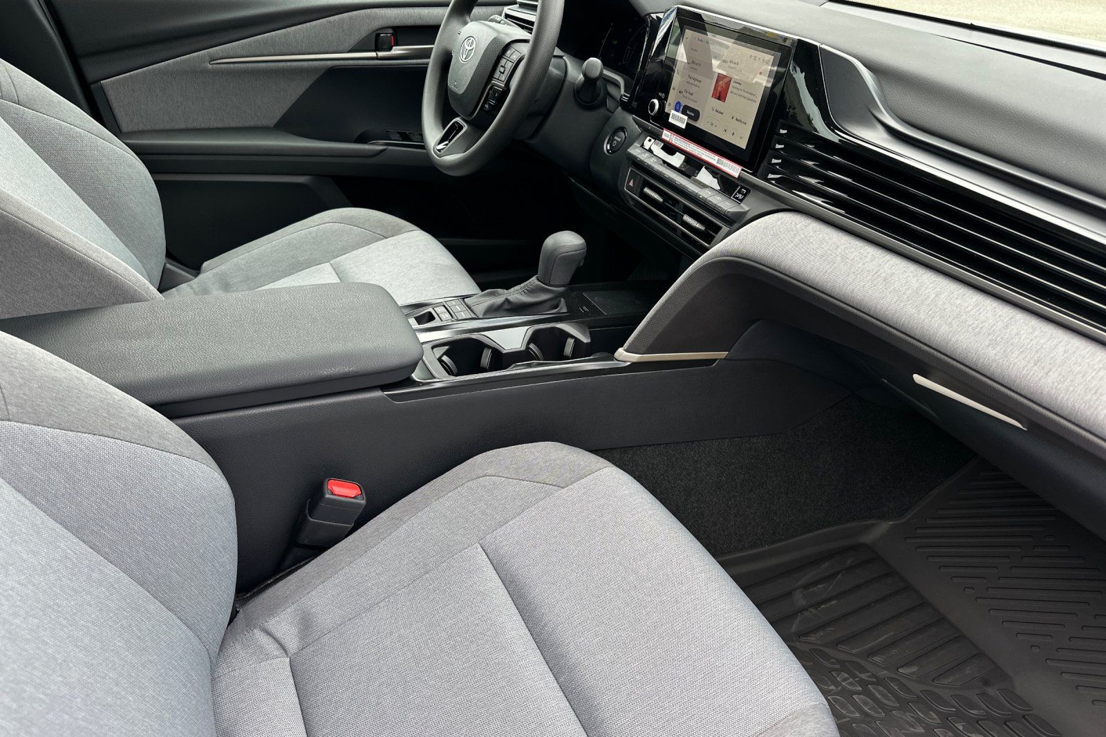 New 2026 White Toyota LE image 17