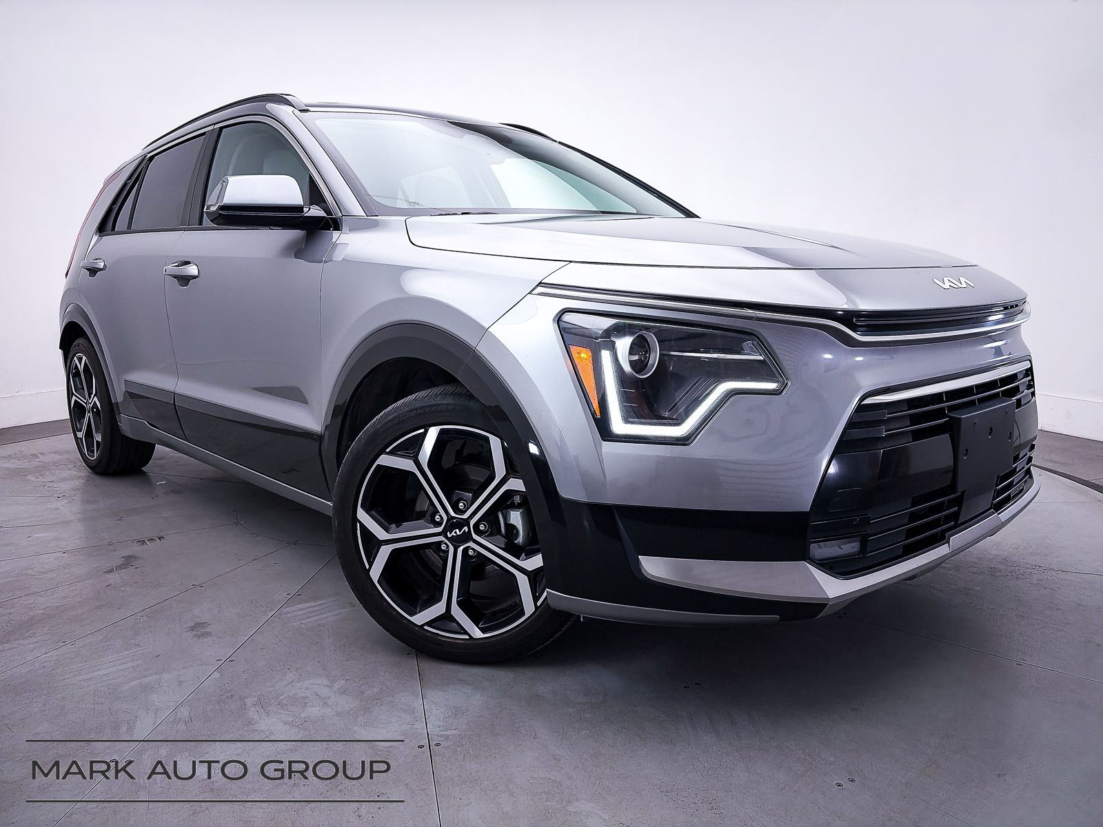 2023 Kia Niro EX Touring