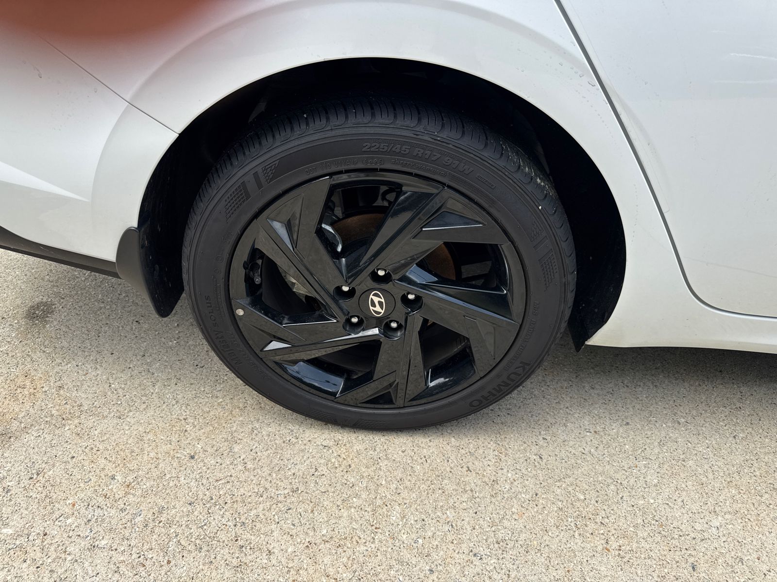 Certified Used 2026 White Hyundai SEL Sport image 17