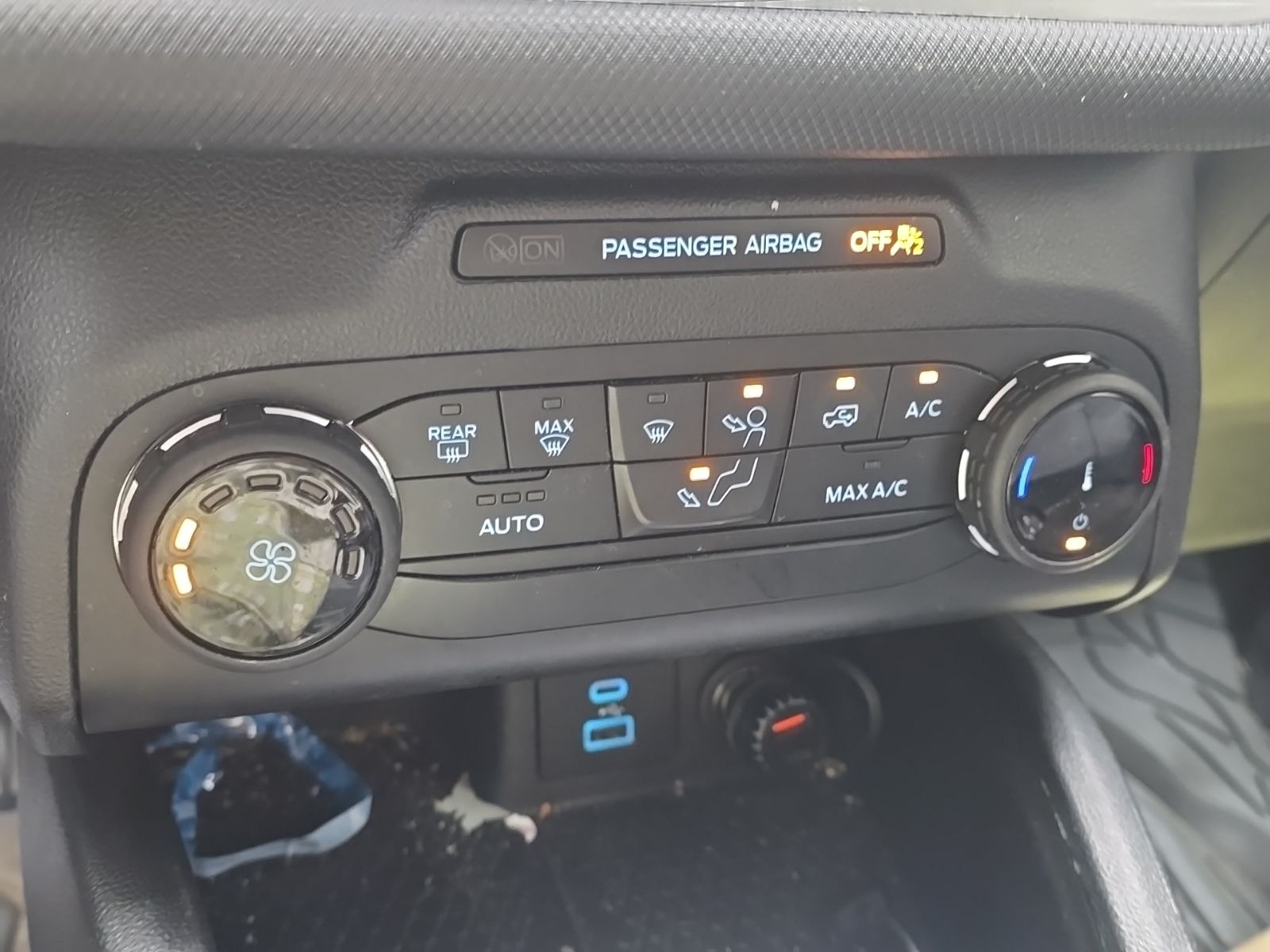 Used 2022  Ford Big Bend image 10