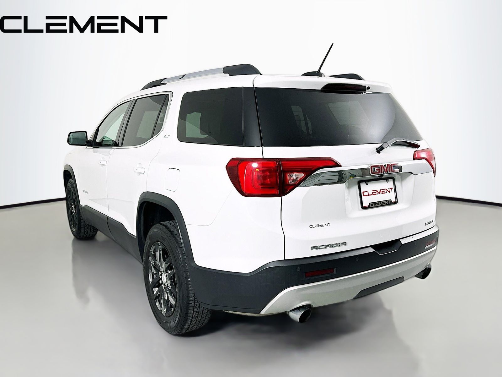 used 2019 GMC Acadia car, priced at $16,155