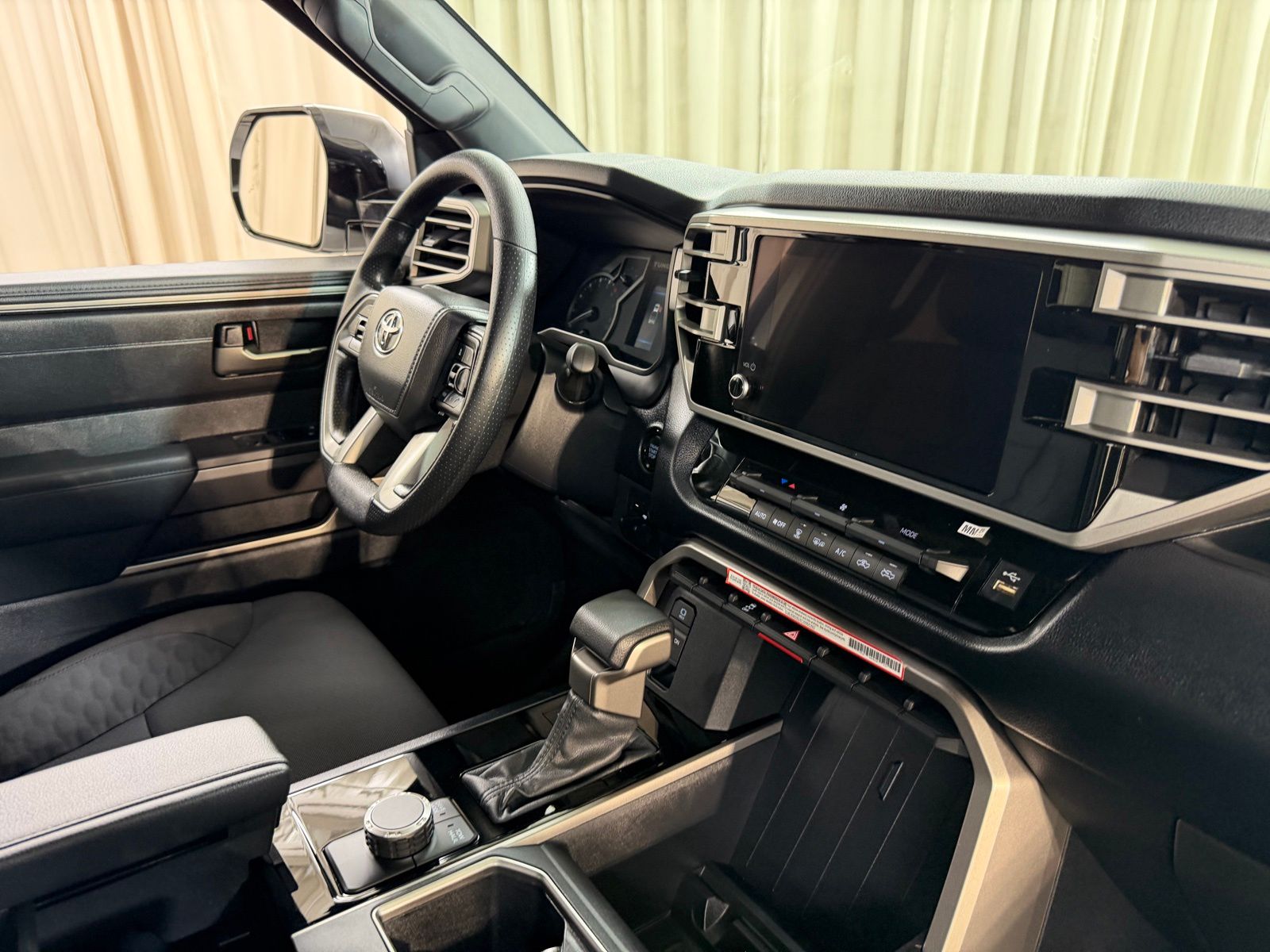 Used 2025 White Toyota SR5 image 54