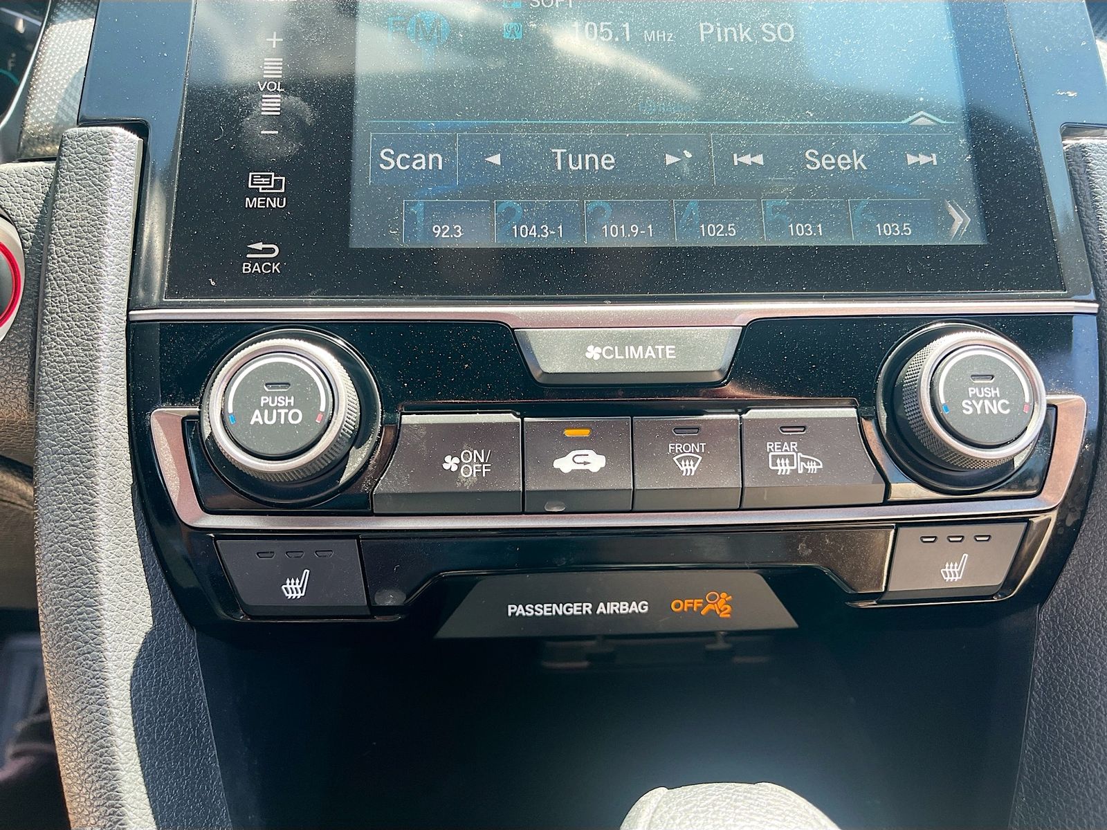 Used 2018  Honda EX image 15