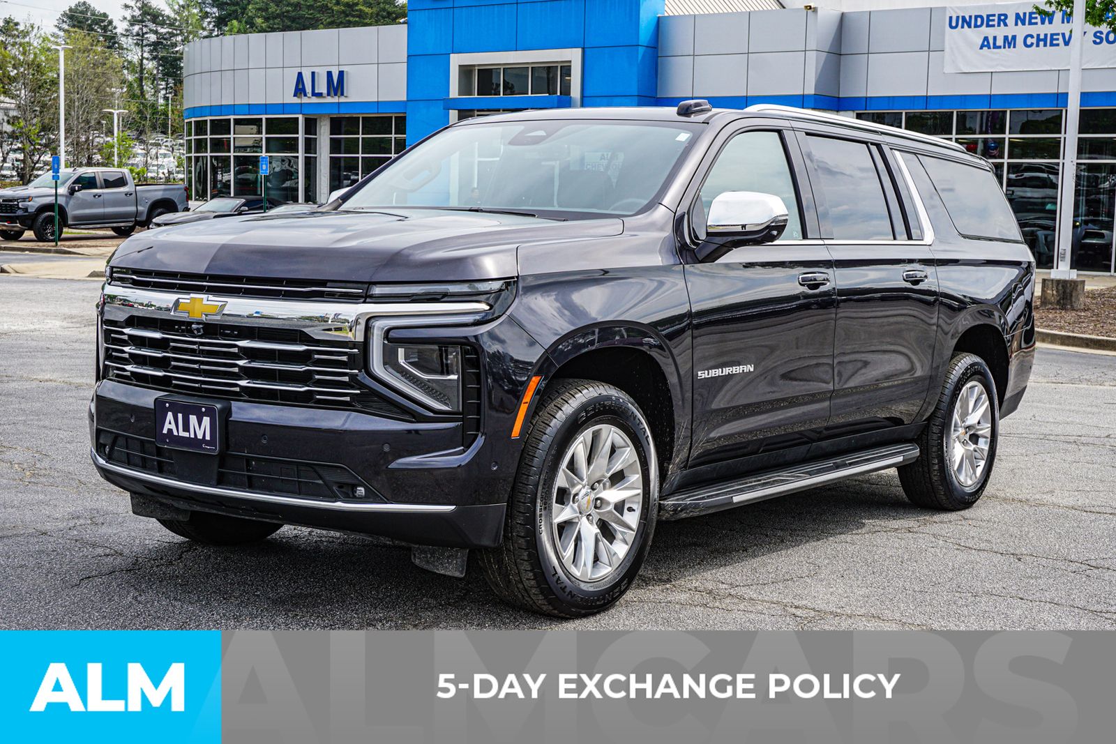 View vehicle photo 5