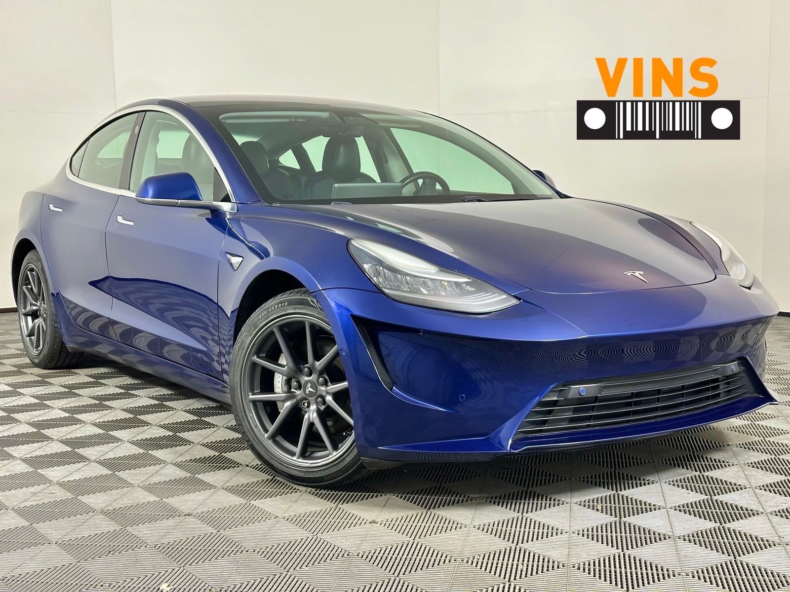 Deep Blue Metallic 2019 Tesla Model 3 Standard Plus RWD Sedan Rear-Wheel Drive 1-Speed Automatic