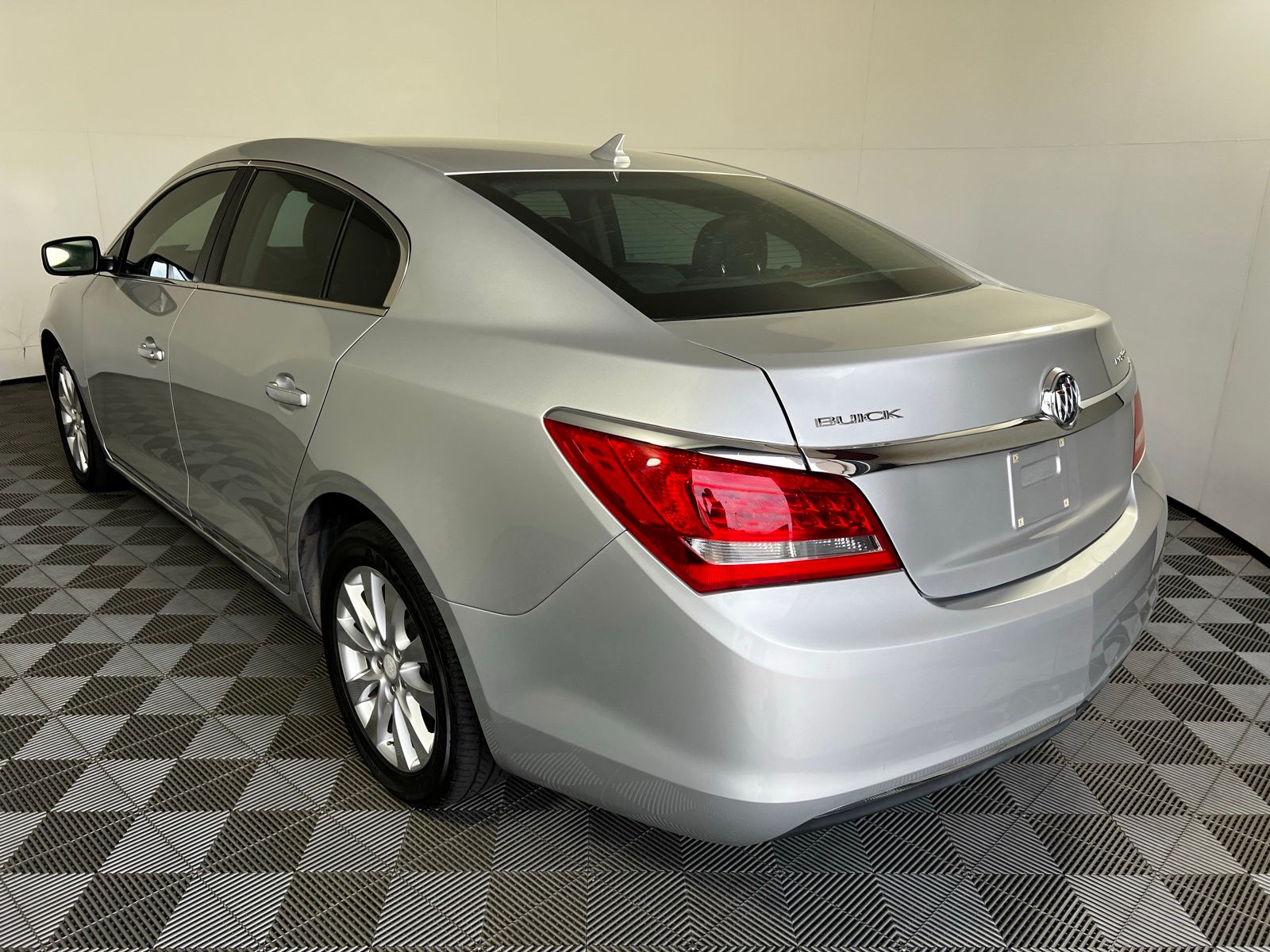 Thumbnail: 2014 Buick LaCrosse - 7