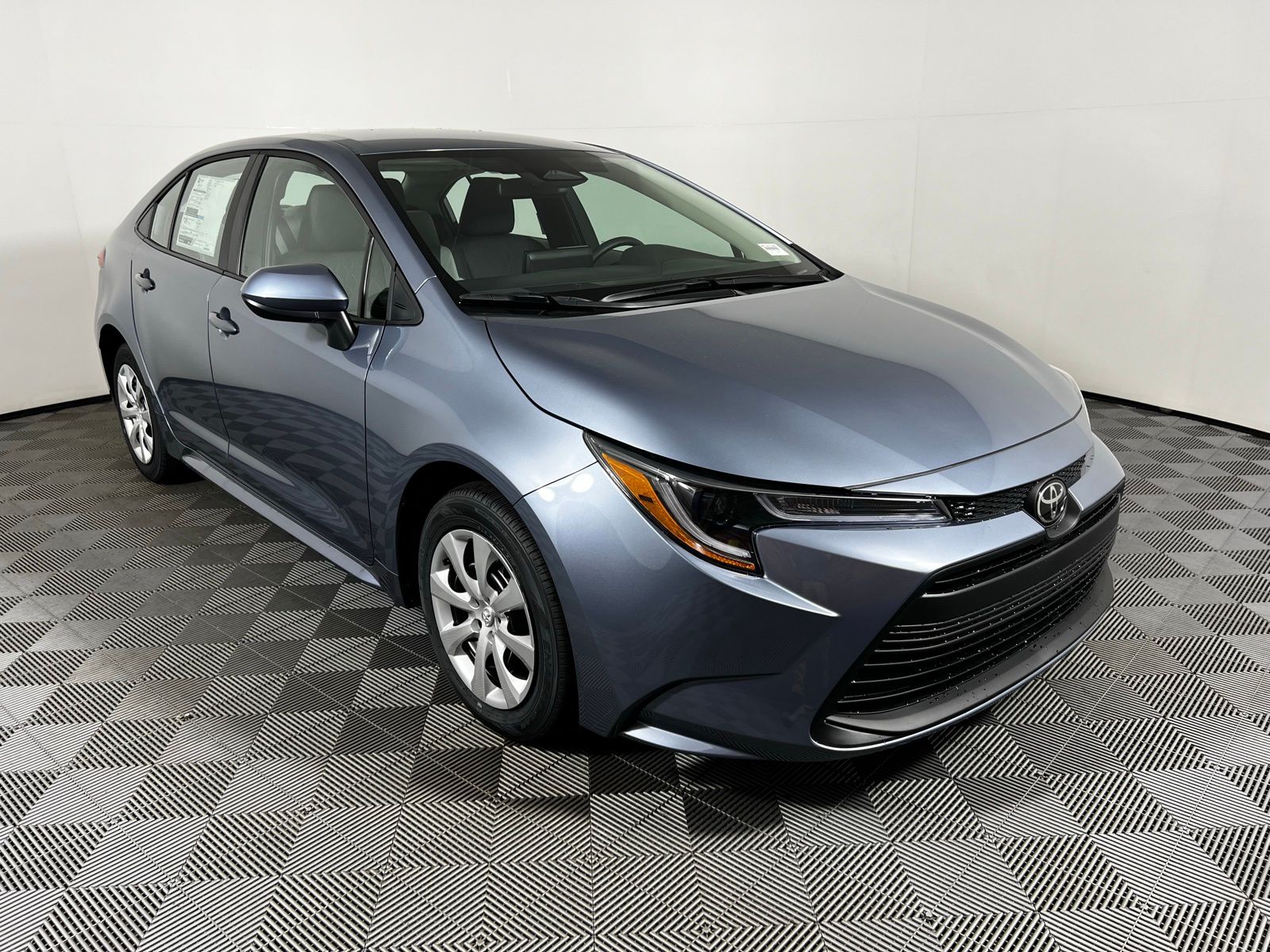 2025 Toyota Corolla LE 3