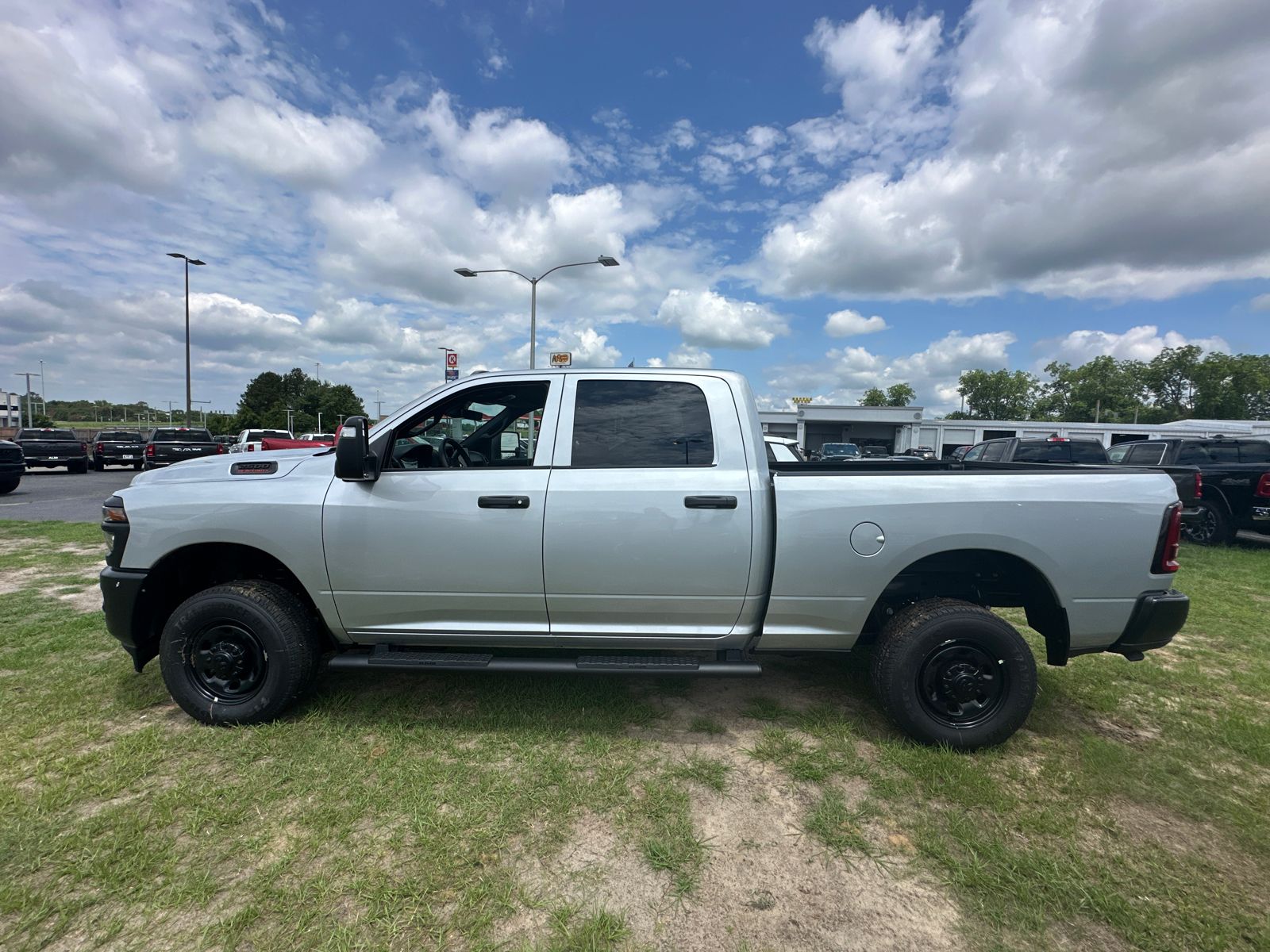 New 2026 Silver Zynith RAM Tradesman image 9