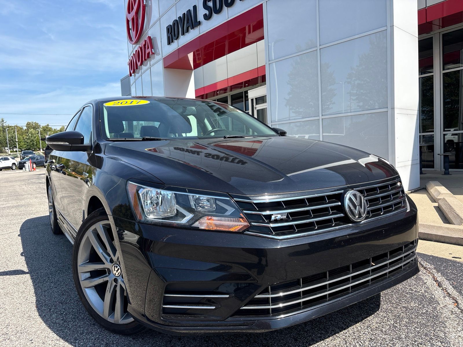 Deep Black 2017 Volkswagen Passat Sedan Front-Wheel Drive 6-Speed Automatic