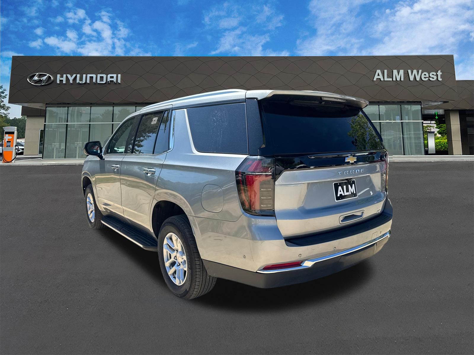 Used 2025 Gray Chevrolet LT image 7